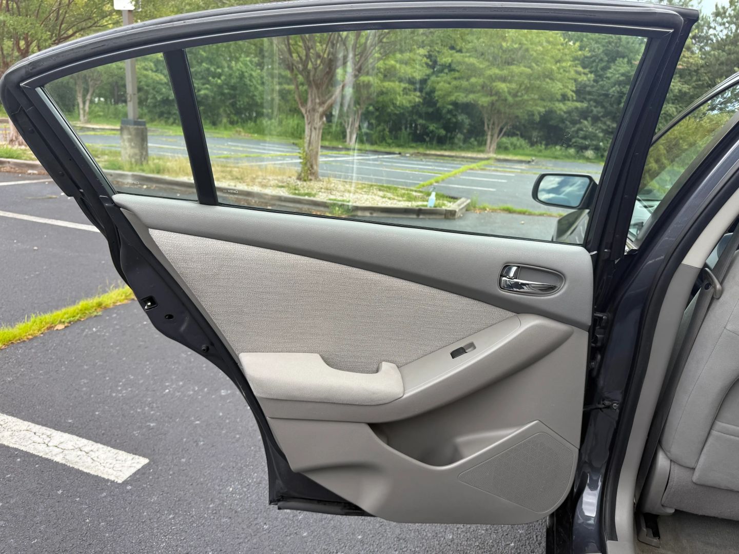 2012 Nissan Altima - Image 11