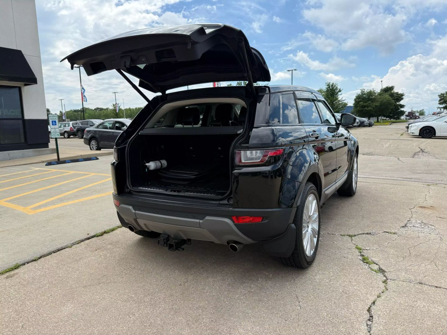 2016 Land Rover Range Rover Evoque - Image 14
