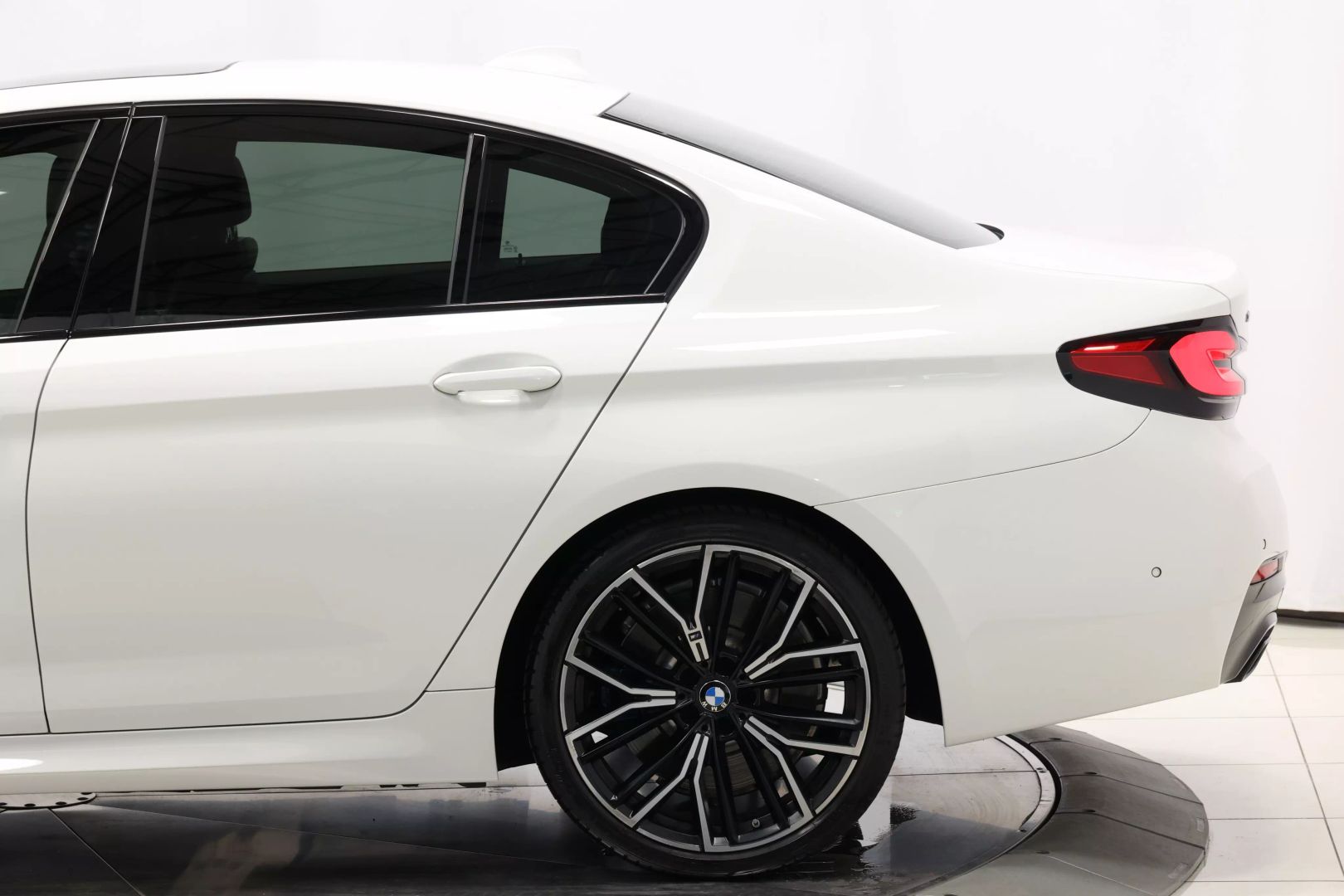 2021 Bmw 540ix - Image 8