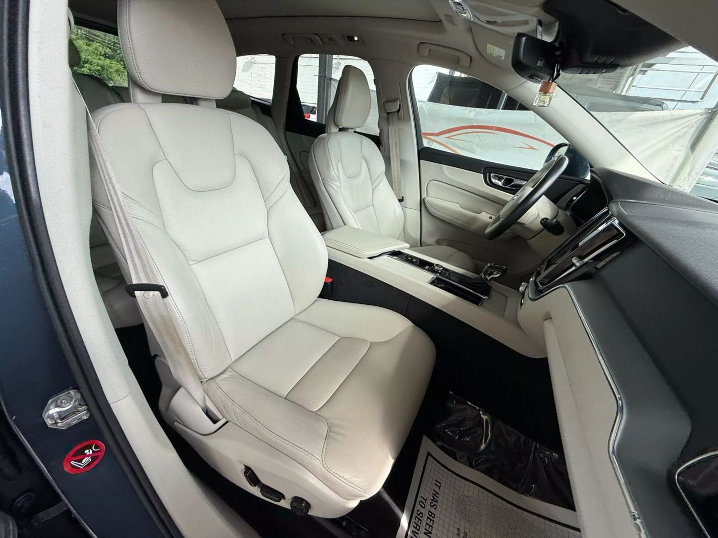 2018 Volvo Xc60 - Image 26