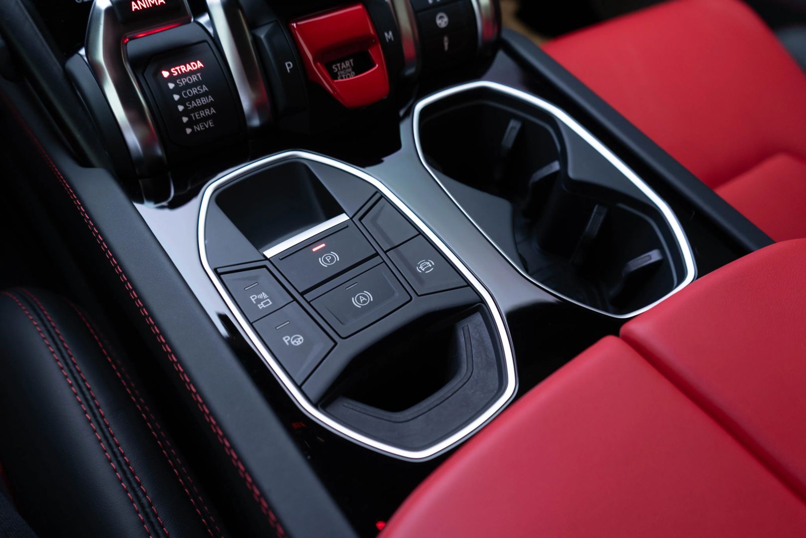 2022 Lamborghini Urus - Image 46