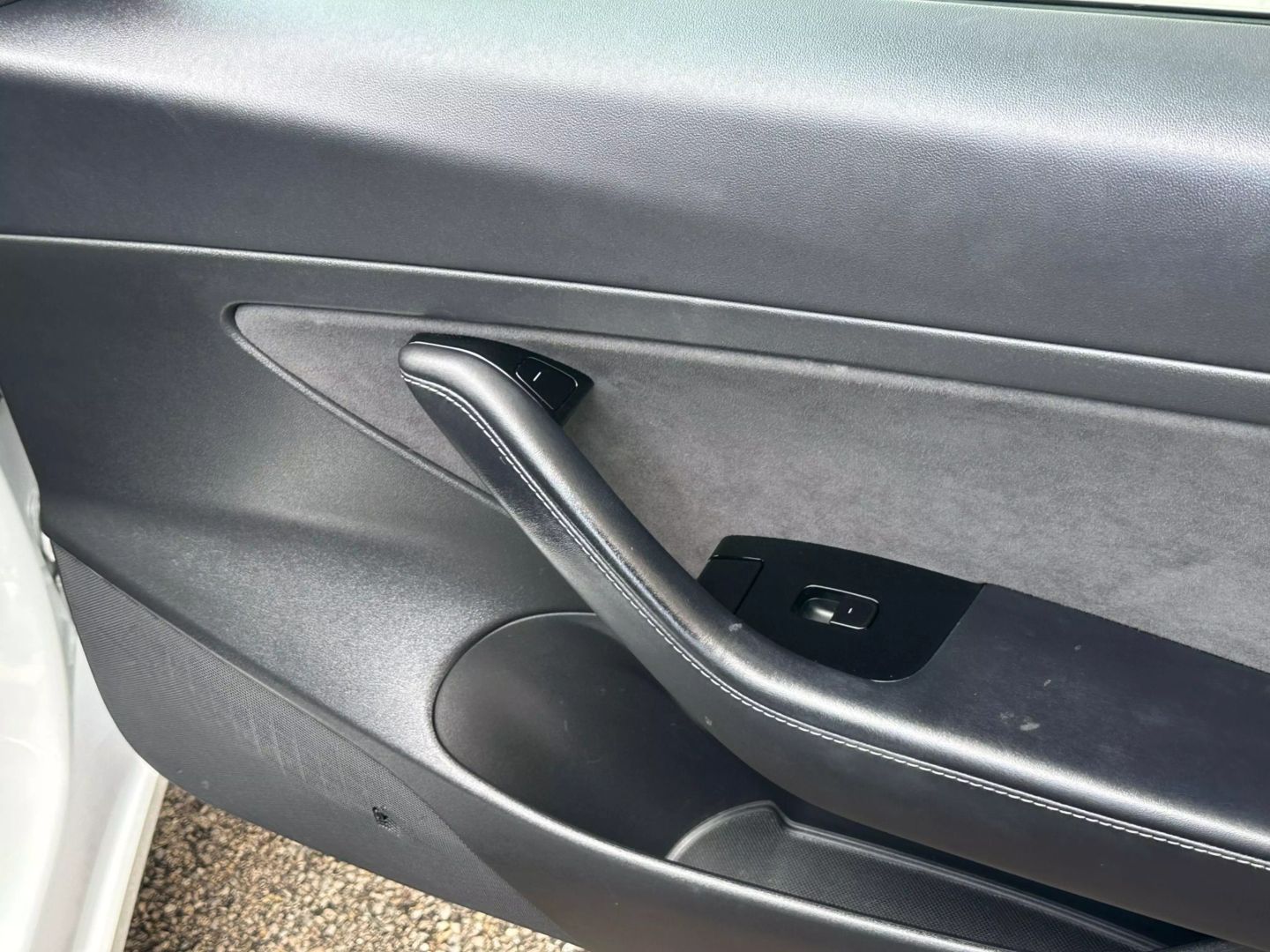 2020 Tesla Model 3 - Image 20