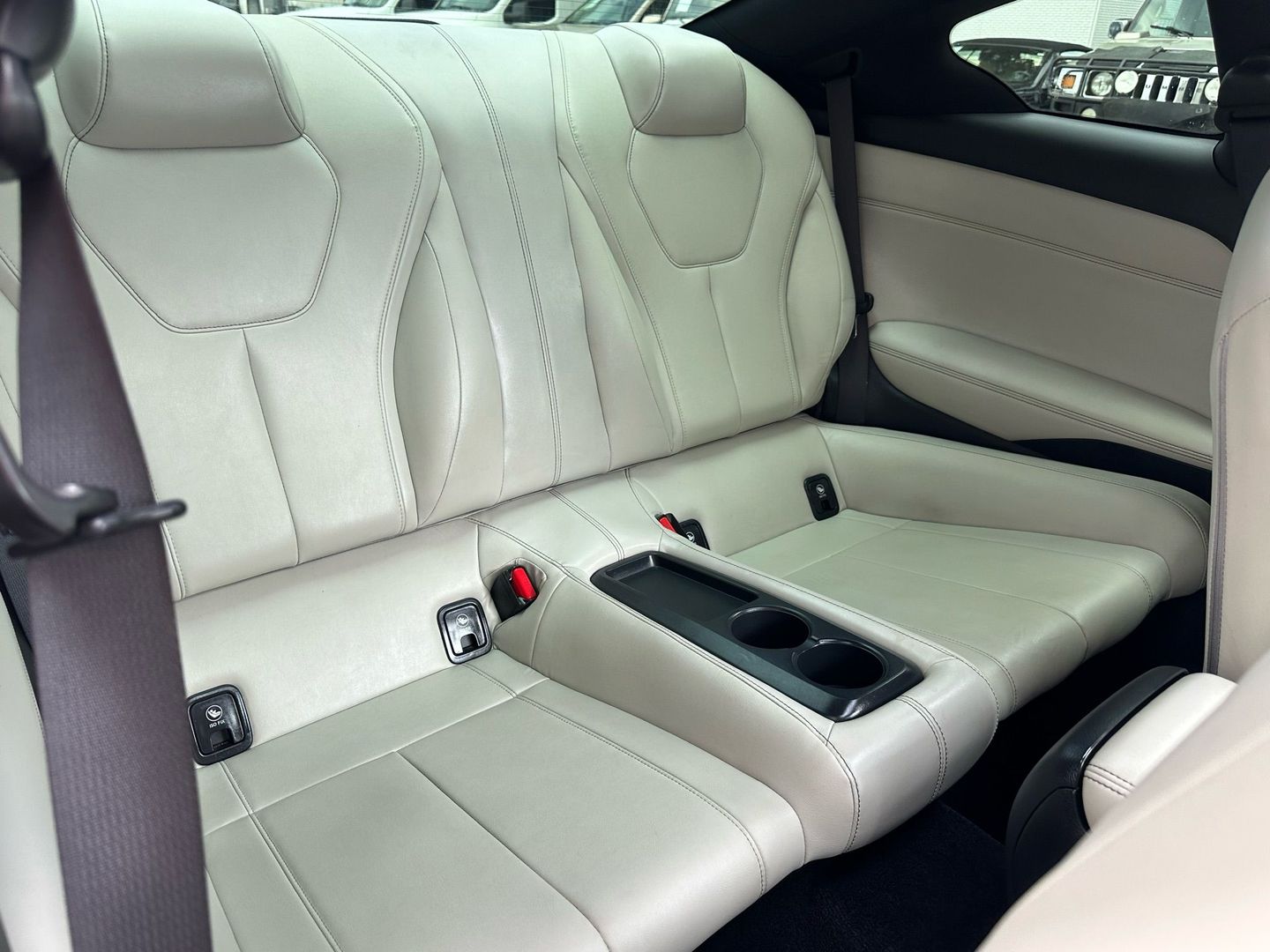 2019 Infiniti Q60 - Image 17