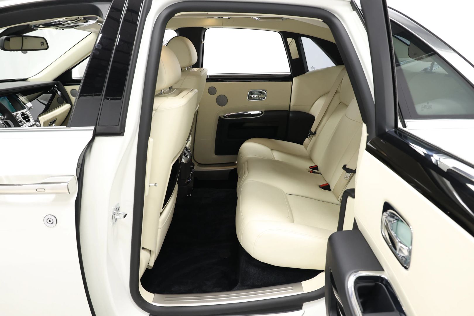 2016 Rolls-royce Ghost - Image 48