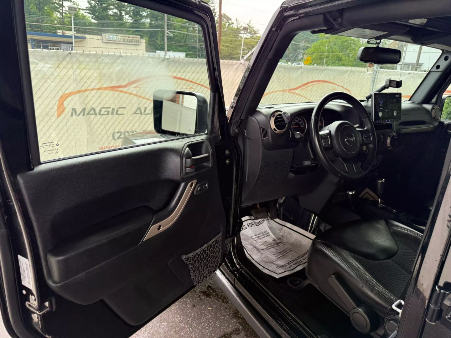 2017 Jeep Wrangler Unlimited - Image 15