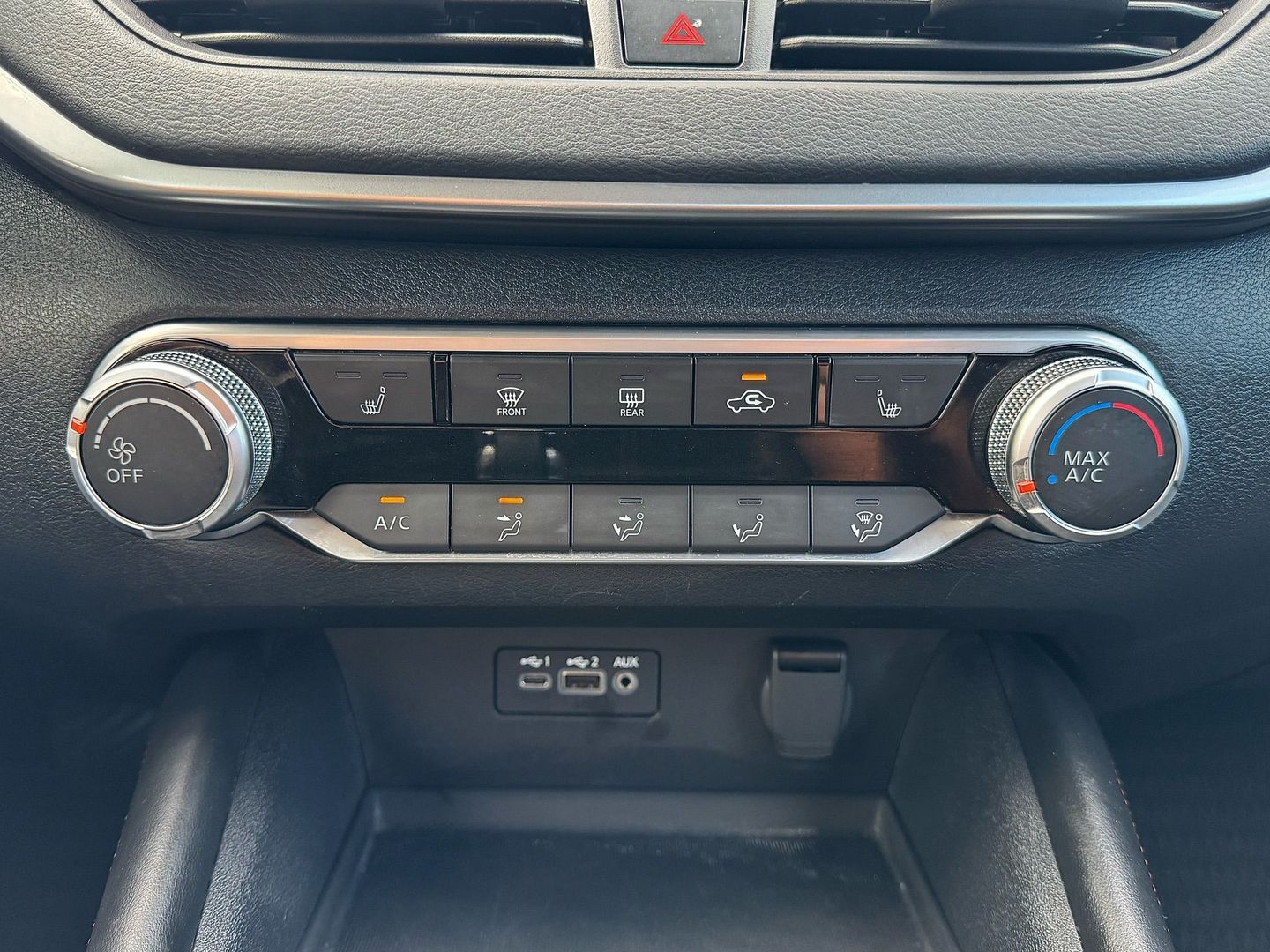 2022 Nissan Altima - Image 27