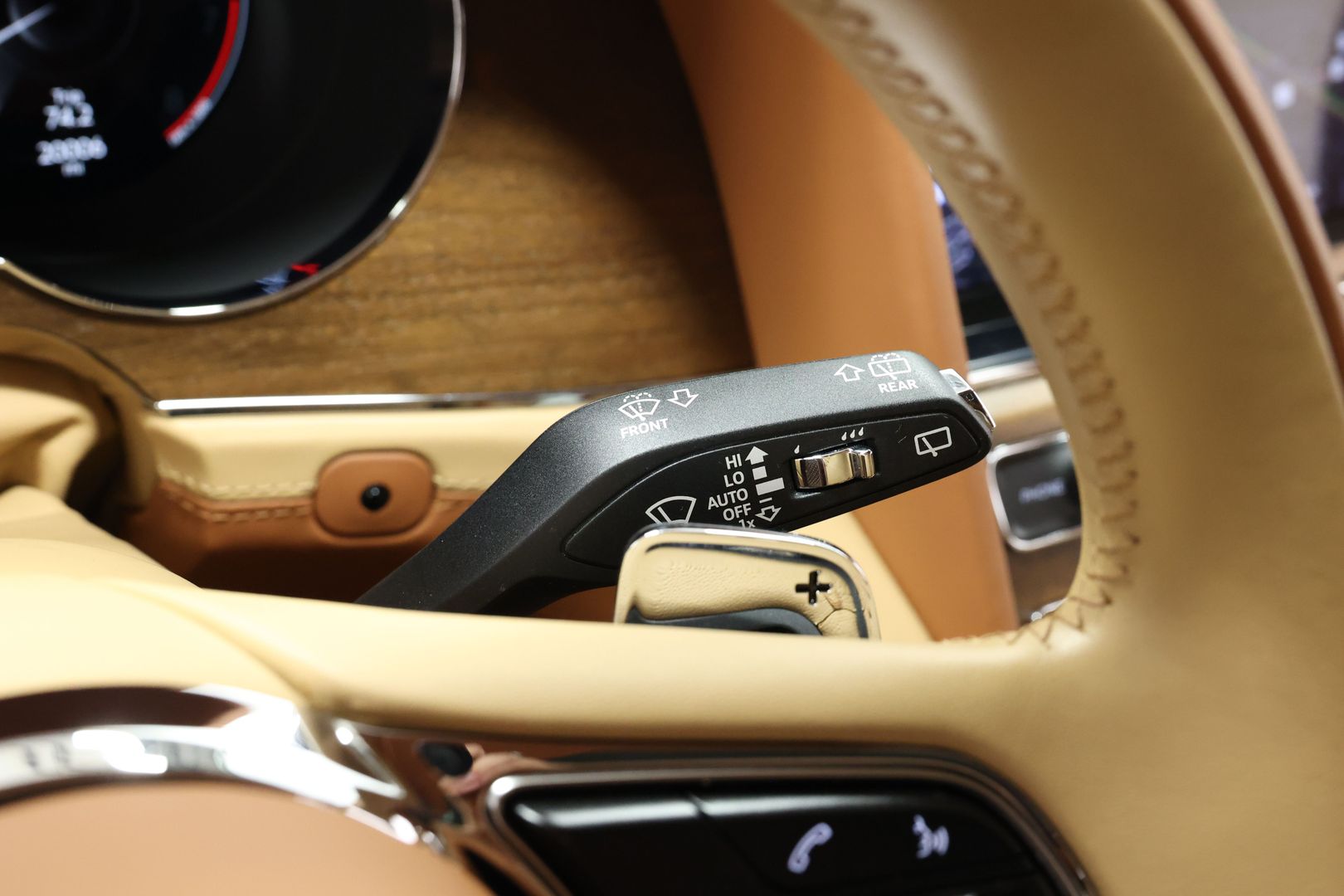 2023 Bentley Bentayga Ewb - Image 30