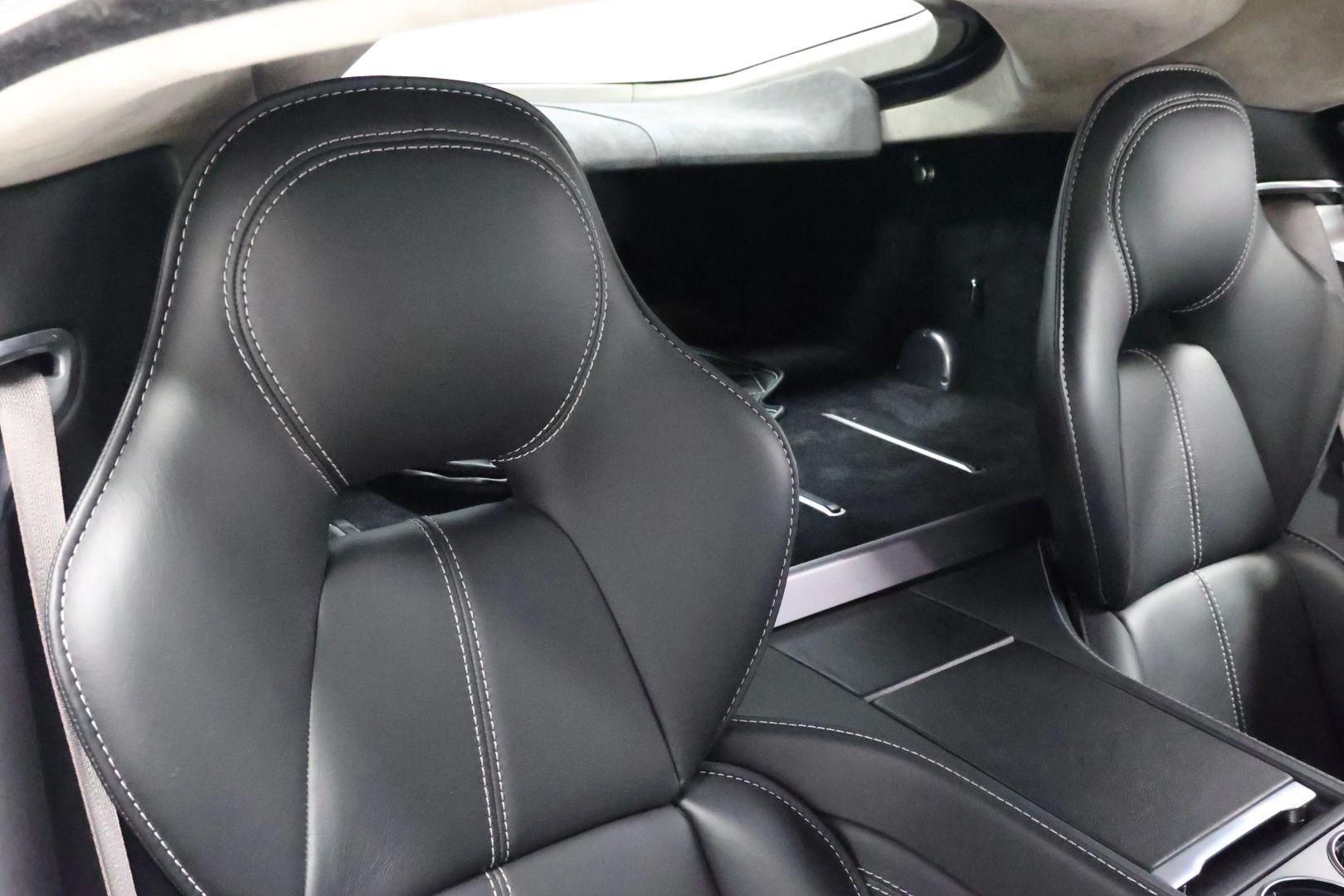 2011 Aston Martin Rapide - Image 73