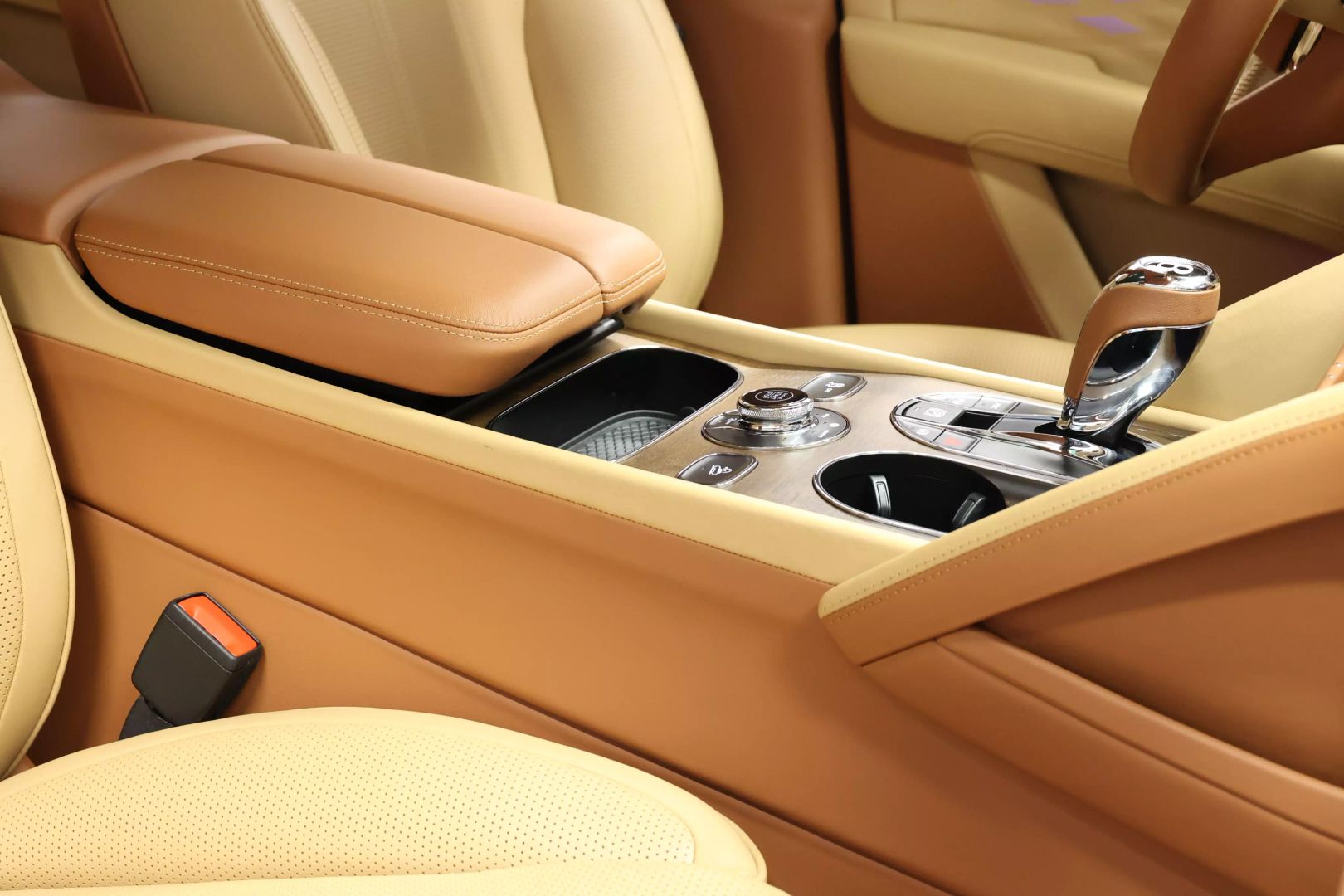 2023 Bentley Bentayga Ewb - Image 114