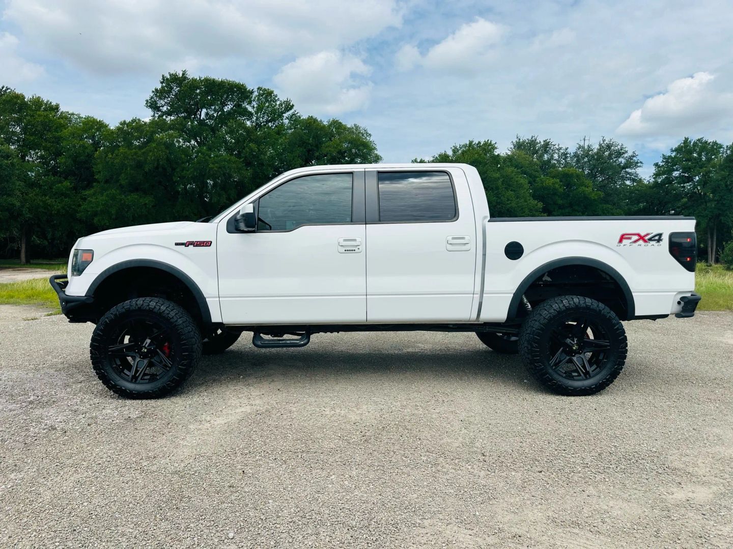 2013 Ford F150 Supercrew Cab - Image 2