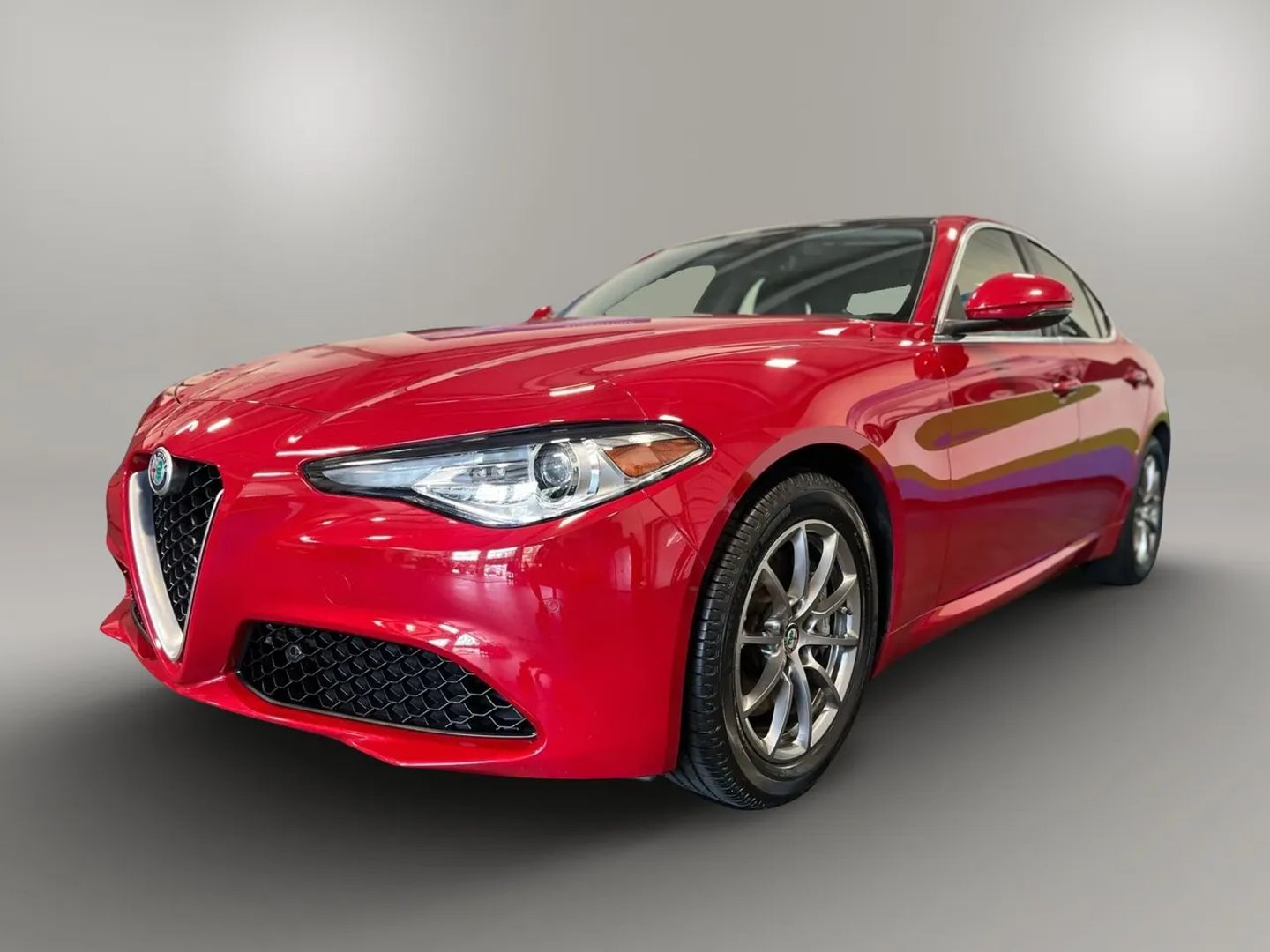 2020 Alfa Romeo Giulia Sedan 4d - Image 9