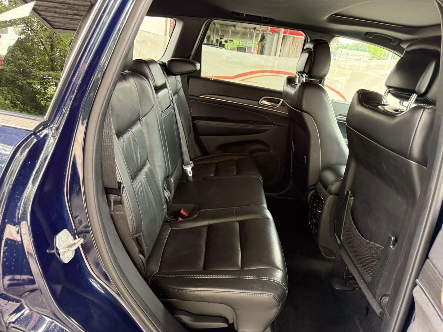 2015 Jeep Grand Cherokee - Image 22
