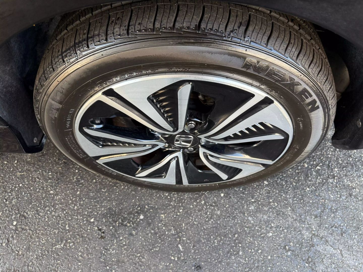 2017 Honda Civic - Image 39