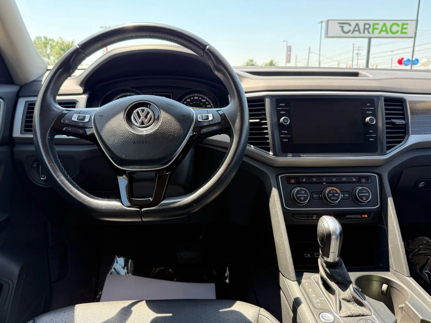 2019 Volkswagen Atlas - Image 31
