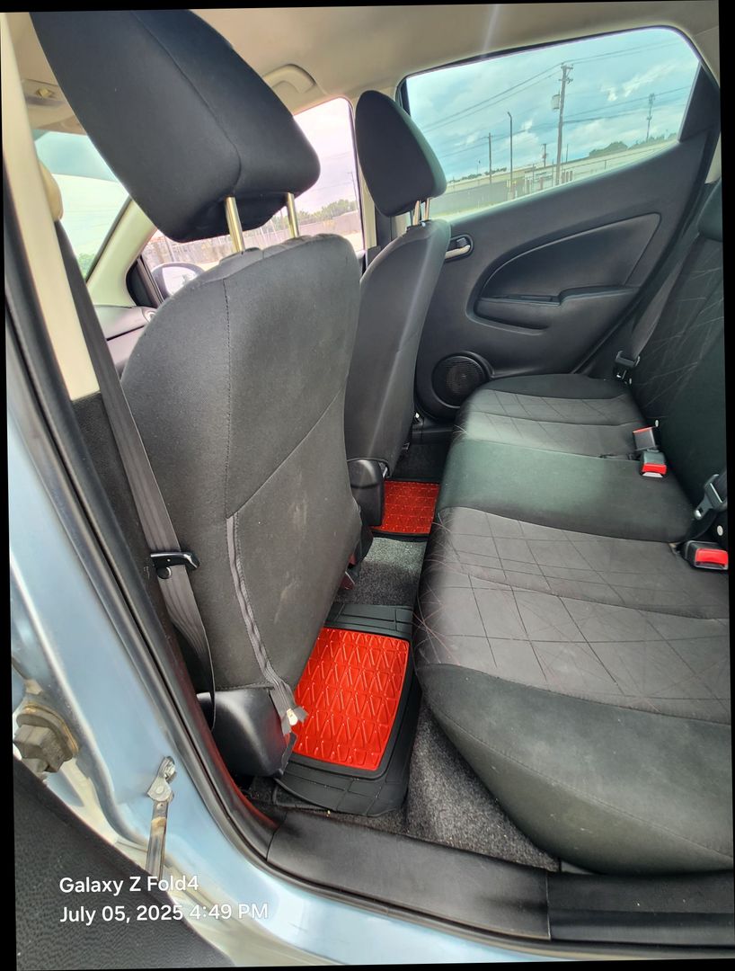 2013 Mazda Mazda2 - Image 17