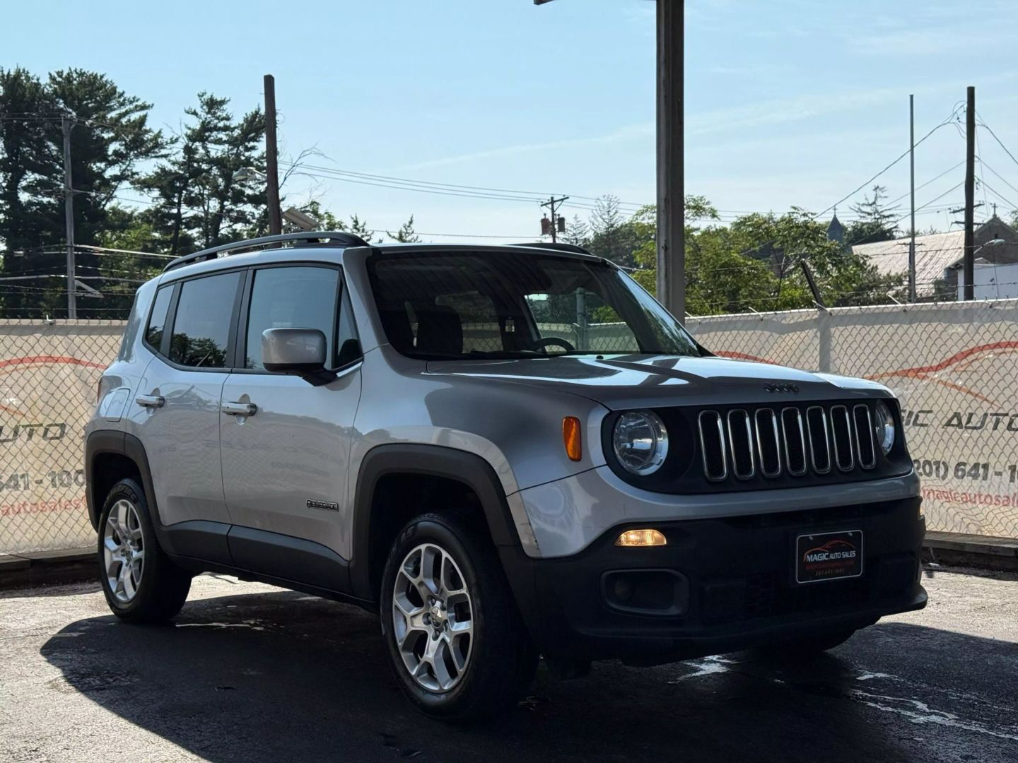 2016 Jeep Renegade - Image 6