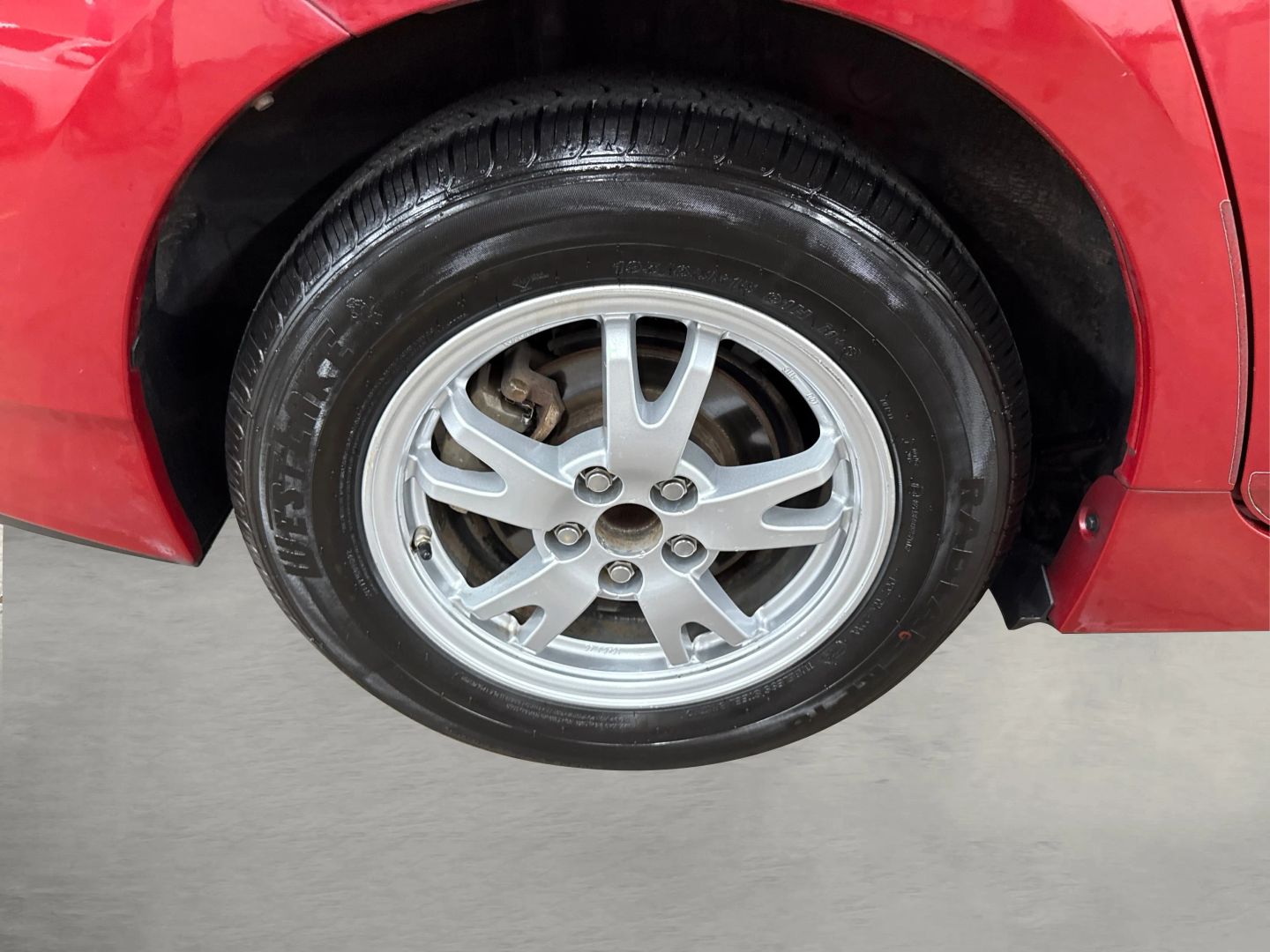 2011 Toyota Prius - Image 15