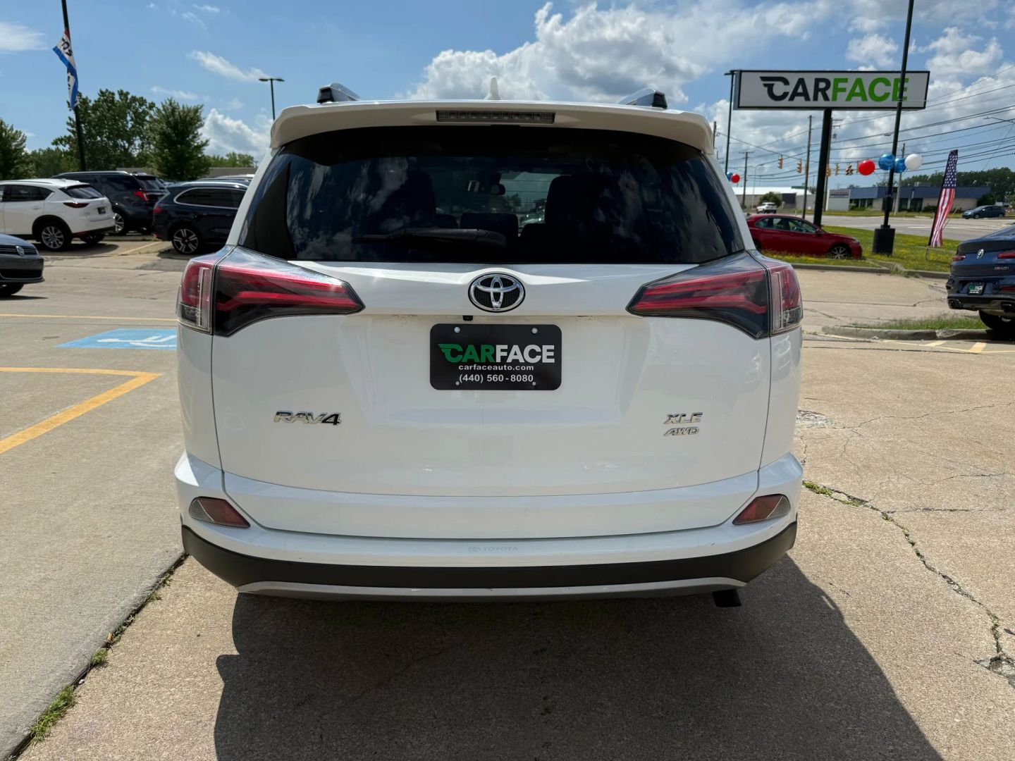 2017 Toyota Rav4 - Image 11