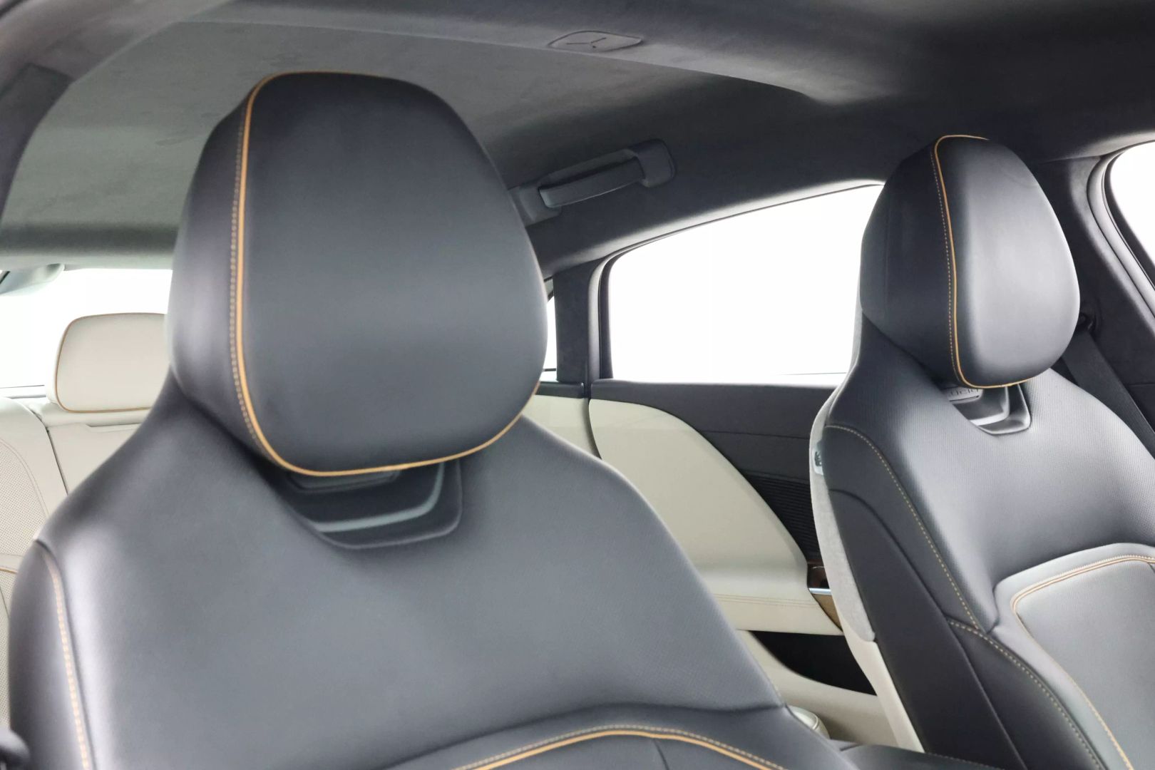 2025 Lucid Air - Image 98
