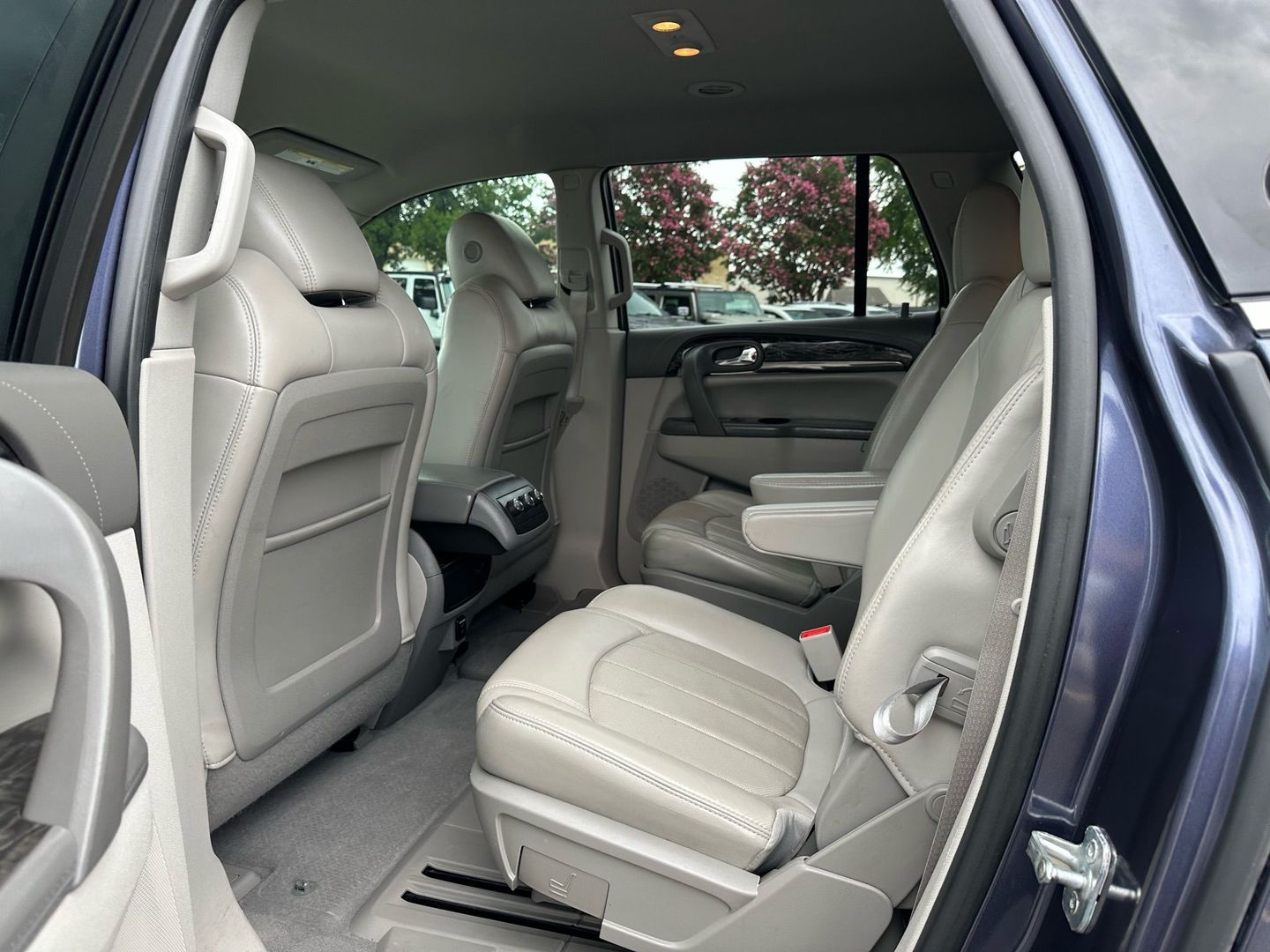 2014 Buick Enclave - Image 16