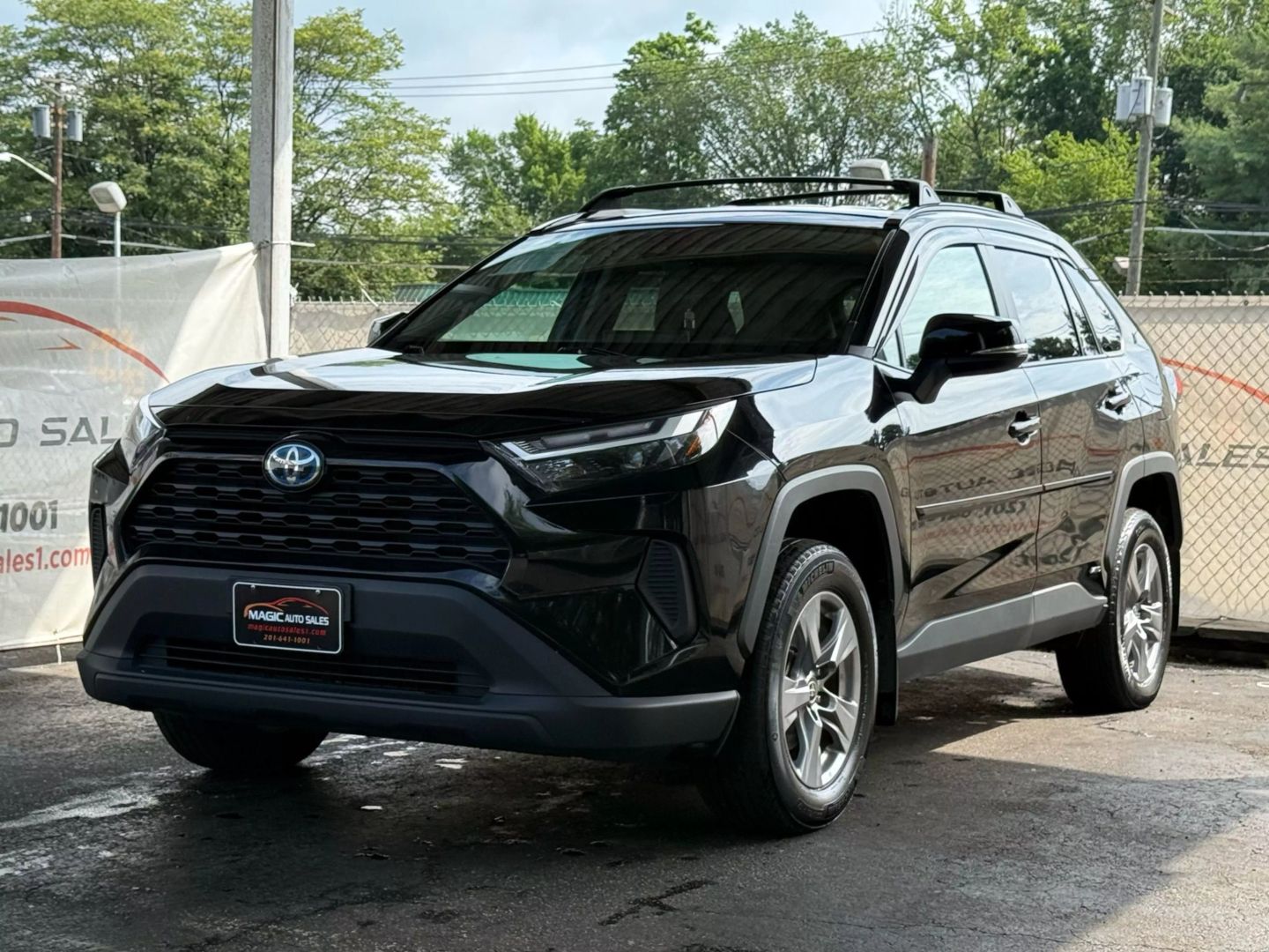 2023 Toyota Rav4 Hybrid - Image 3