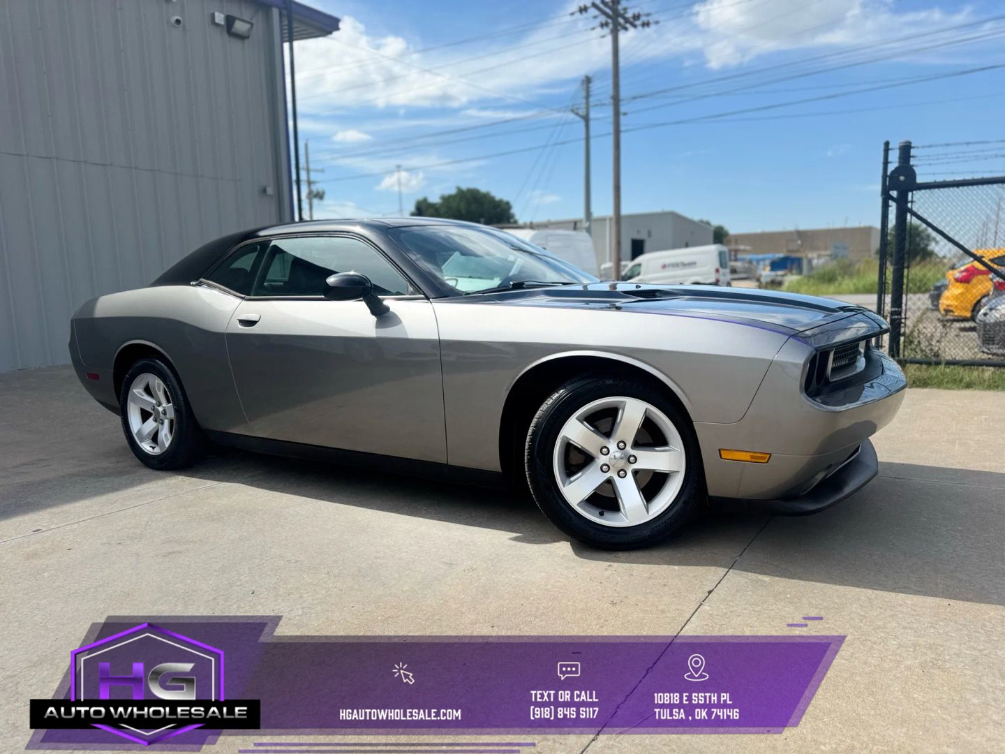 2011 Dodge Challenger SE