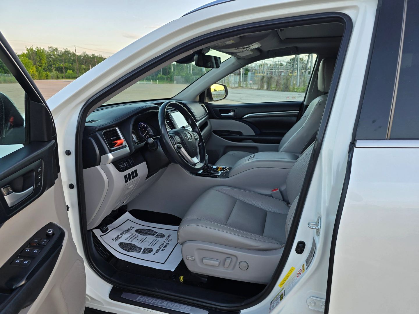 2018 Toyota Highlander - Image 7