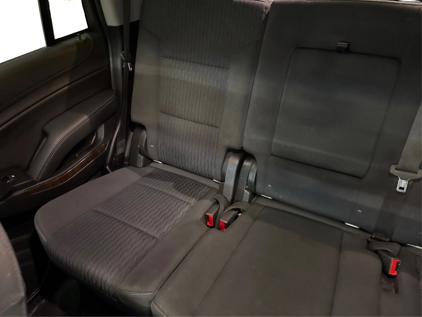 2019 Chevrolet Tahoe - Image 32