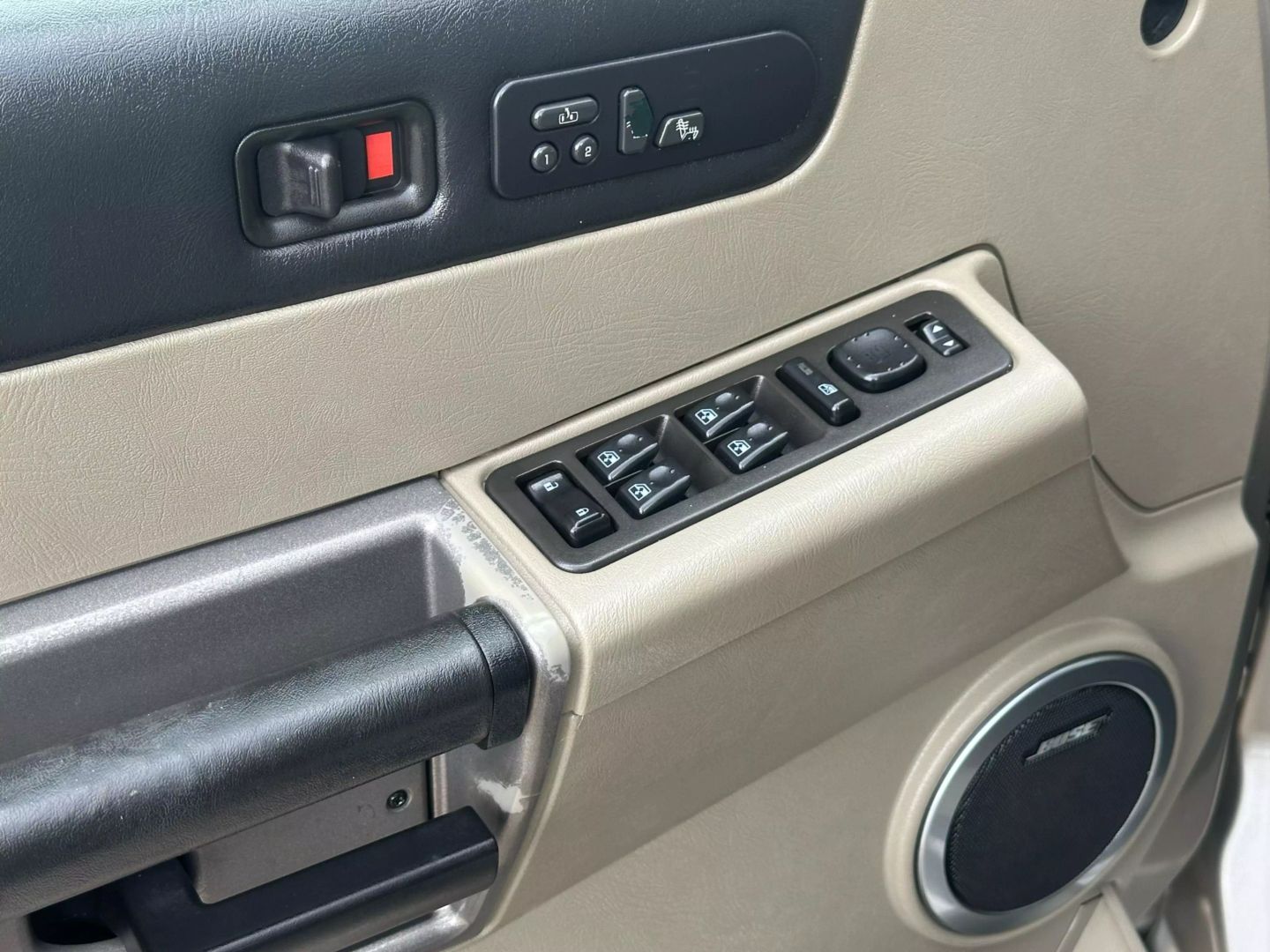 2003 Hummer H2 - Image 13
