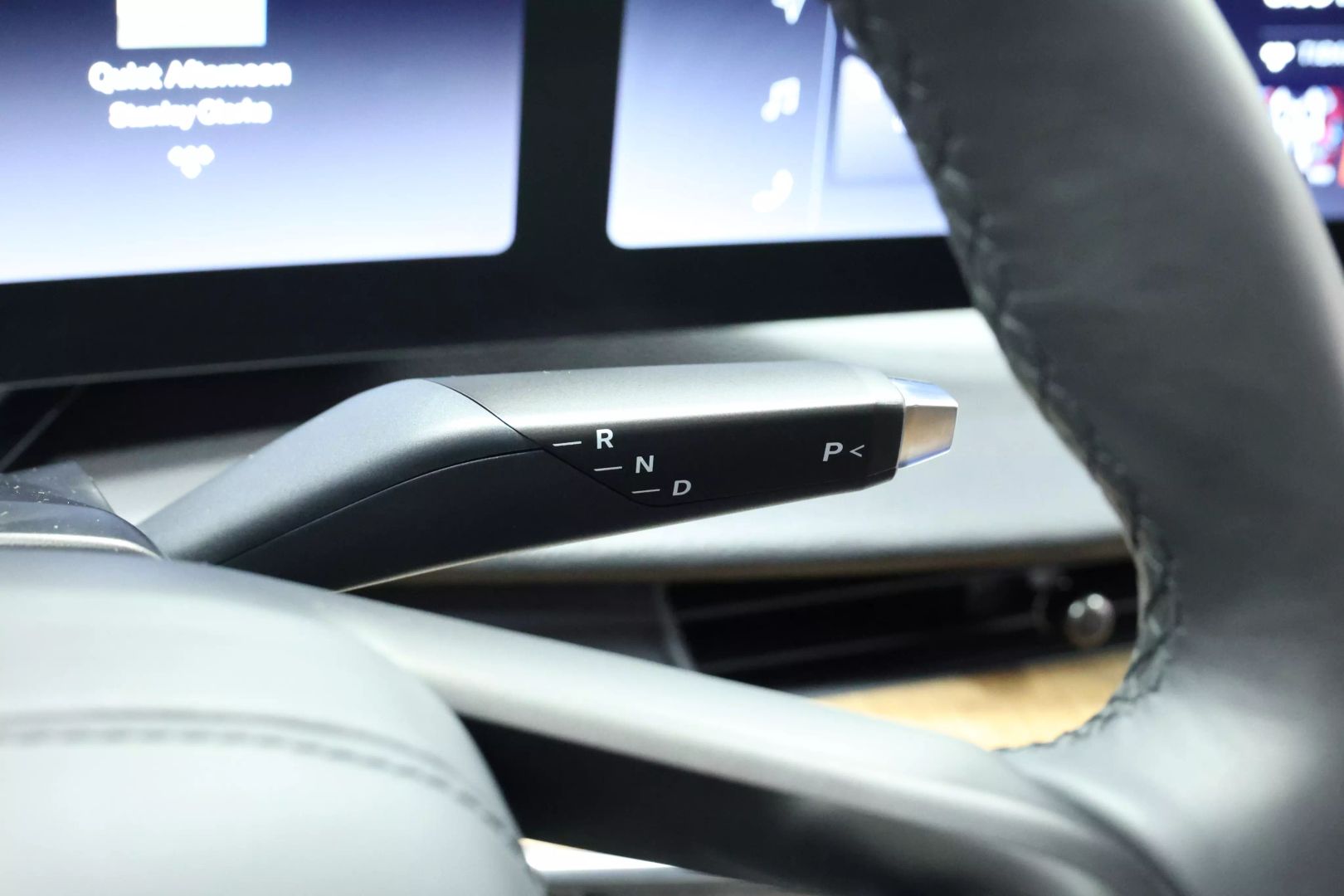 2025 Lucid Air - Image 25