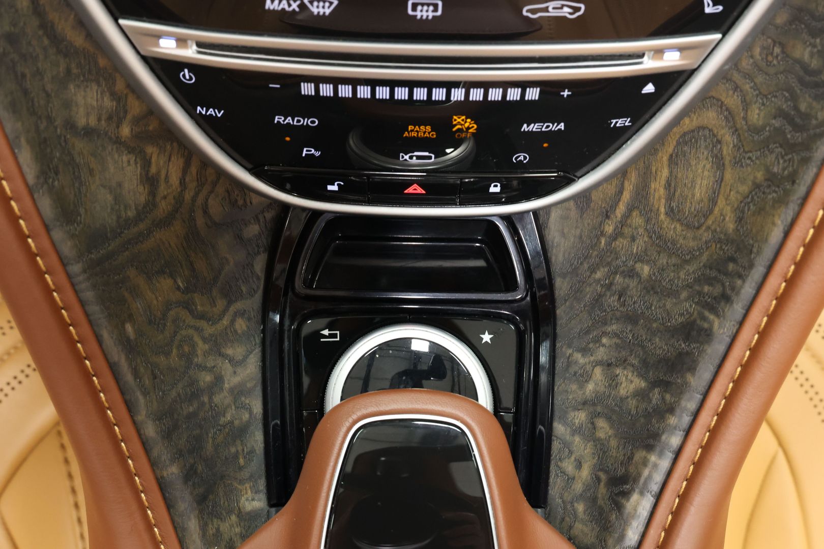 2019 Aston Martin Db11 - Image 43
