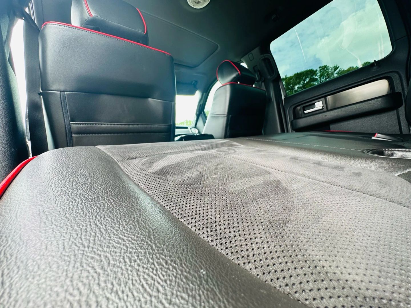 2013 Ford F150 Supercrew Cab - Image 19