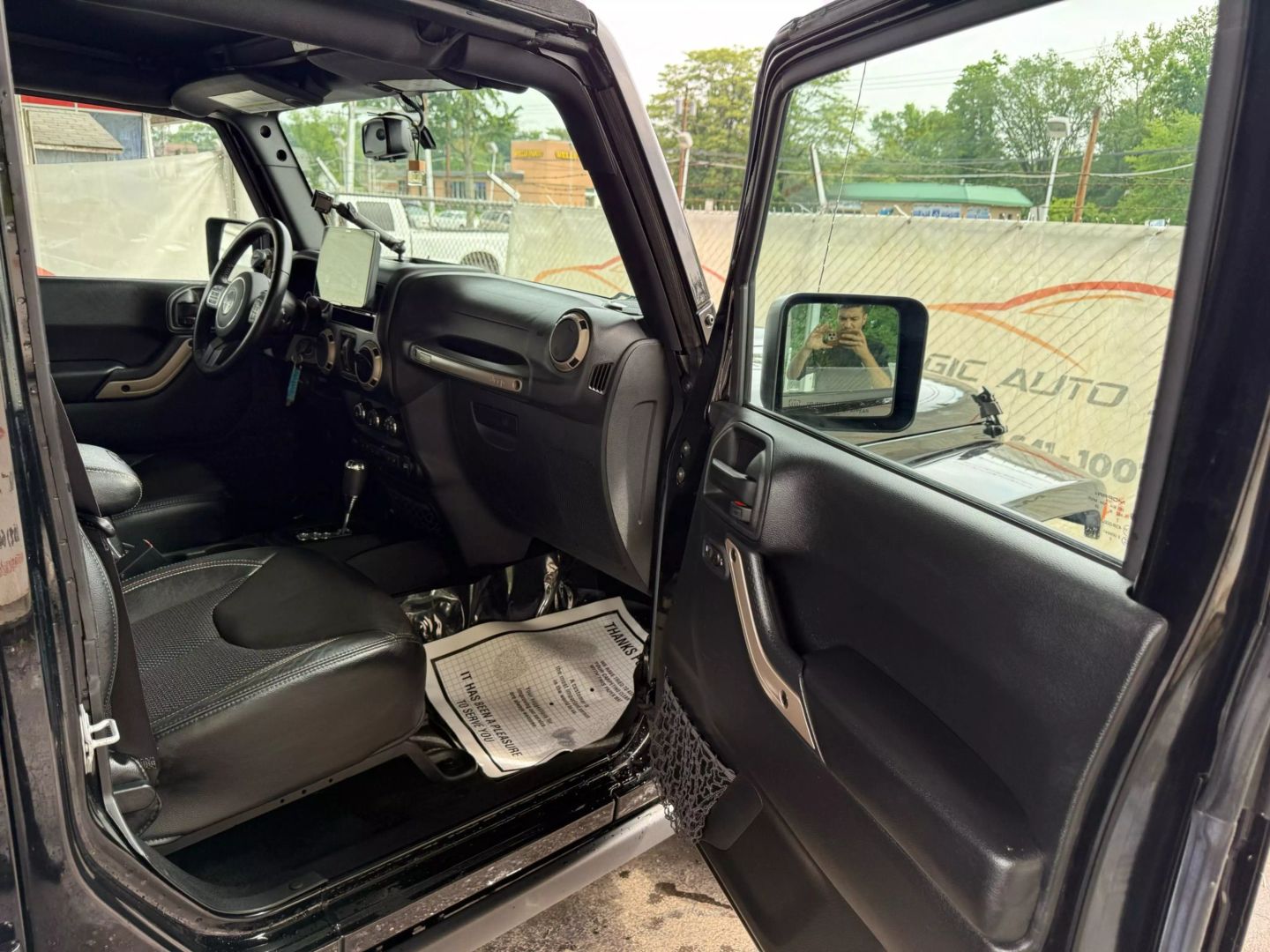 2017 Jeep Wrangler Unlimited - Image 25