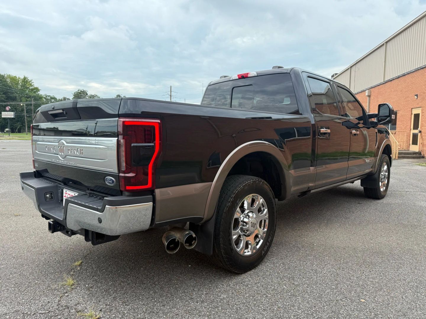 2020 Ford F250 Super Duty Crew Cab - Image 7