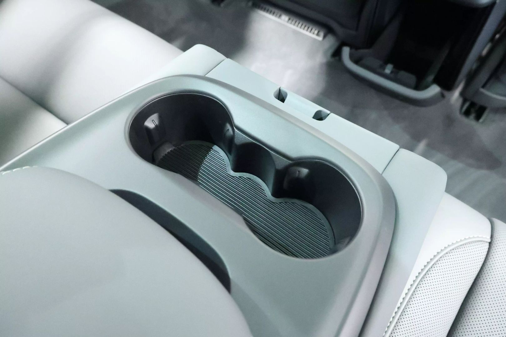 2025 Lucid Air - Image 75