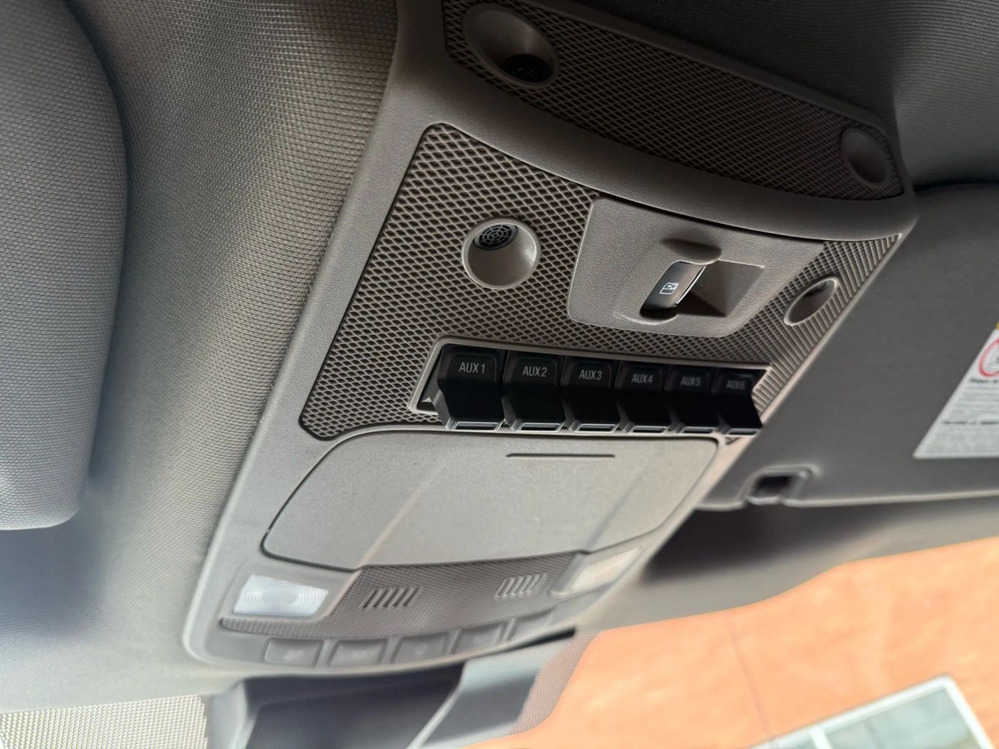 2020 Ford F250 Super Duty Crew Cab - Image 32