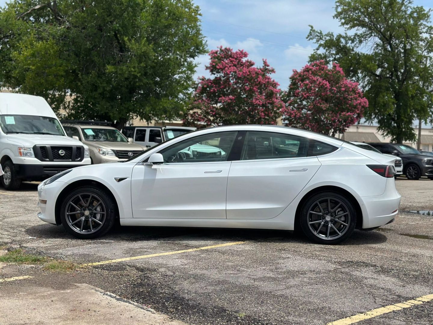 2020 Tesla Model 3 - Image 3