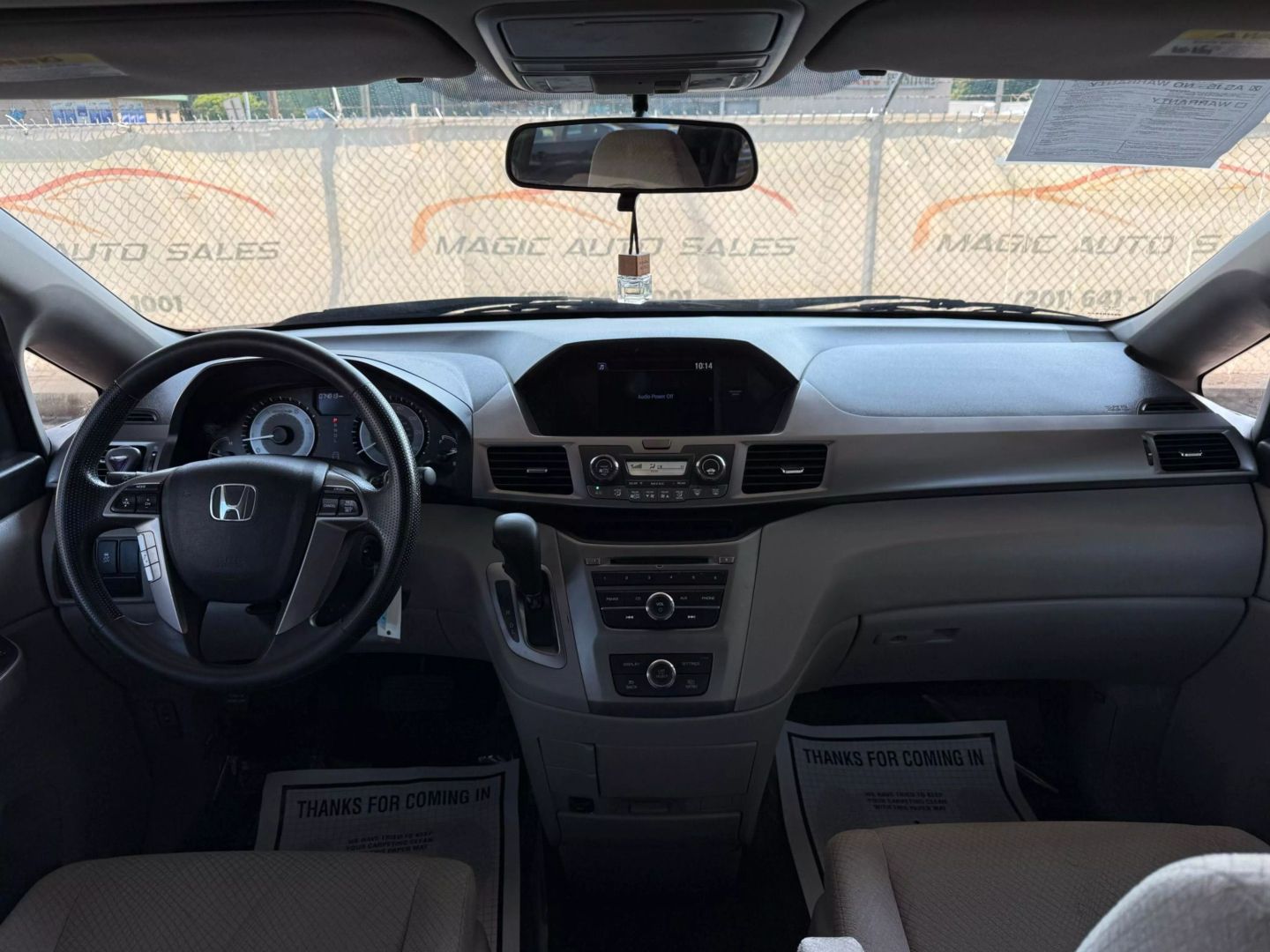 2017 Honda Odyssey - Image 26