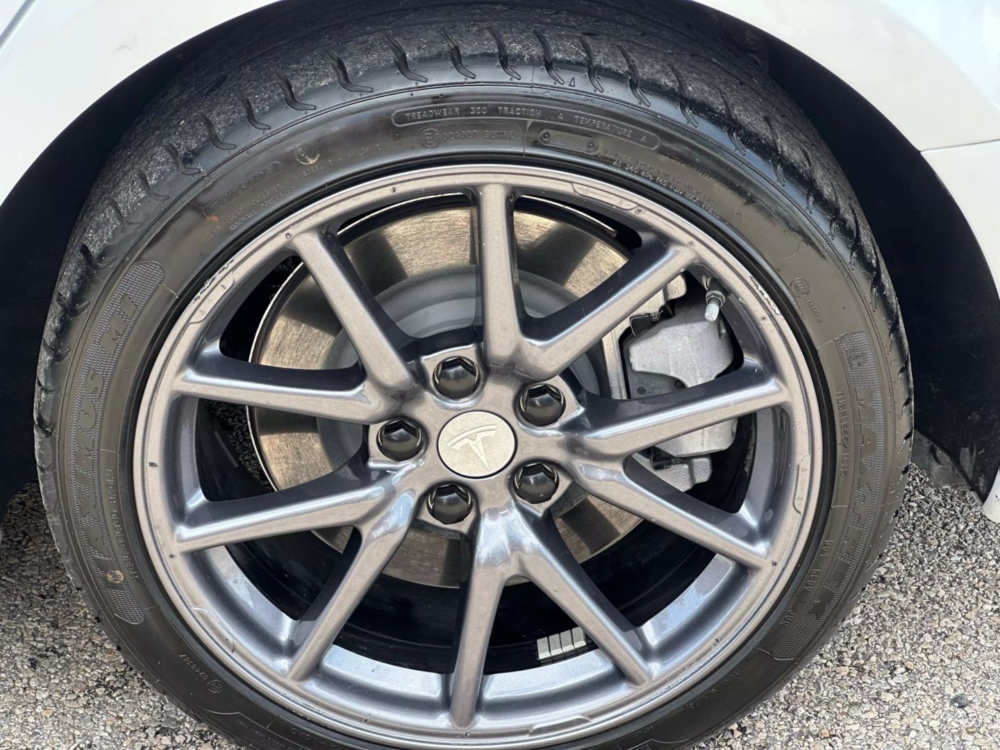 2020 Tesla Model 3 - Image 36