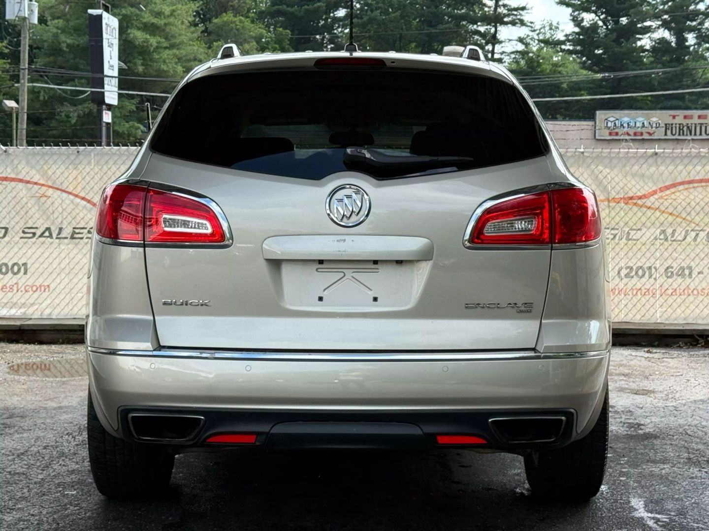 2015 Buick Enclave - Image 10