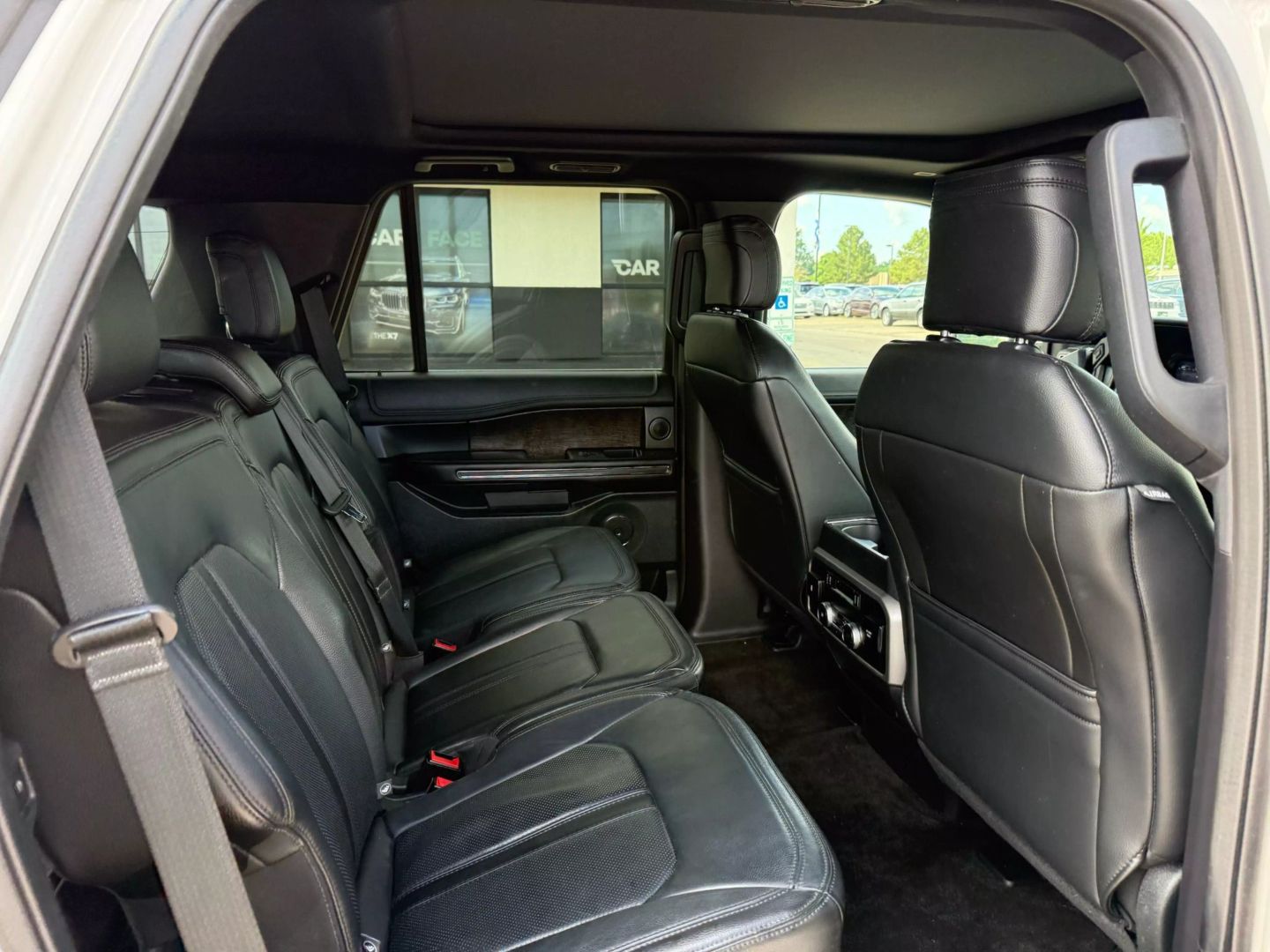 2018 Ford Expedition - Image 21