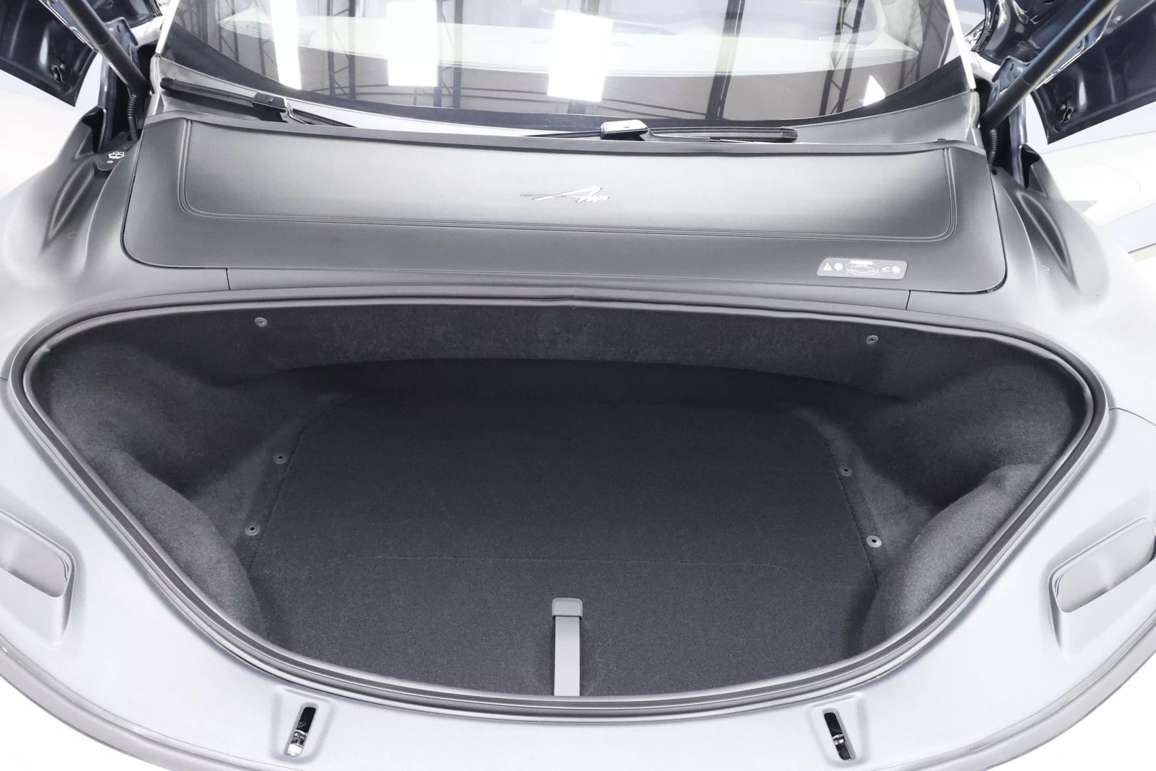 2025 Lucid Air - Image 99