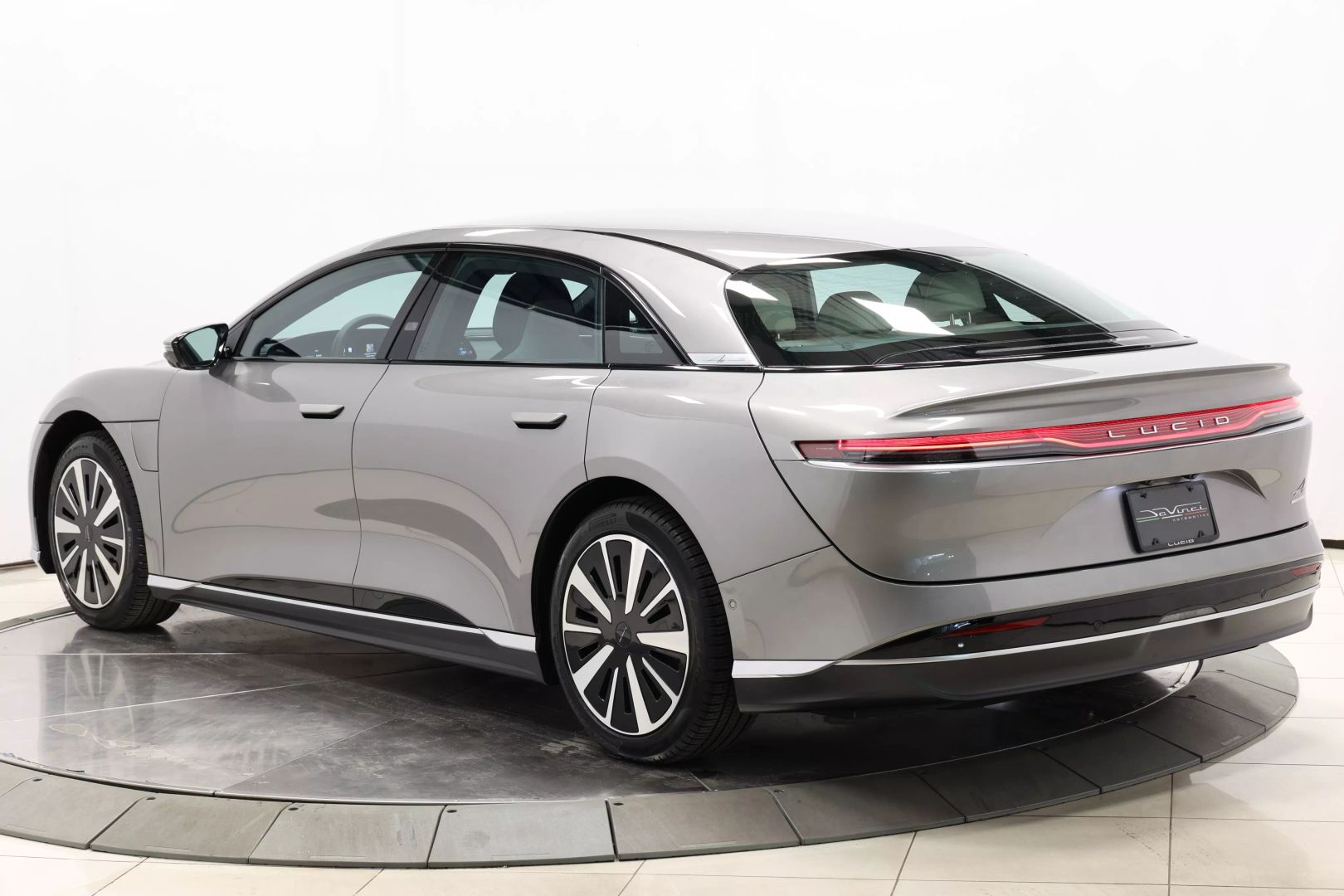 2025 Lucid Air - Image 64