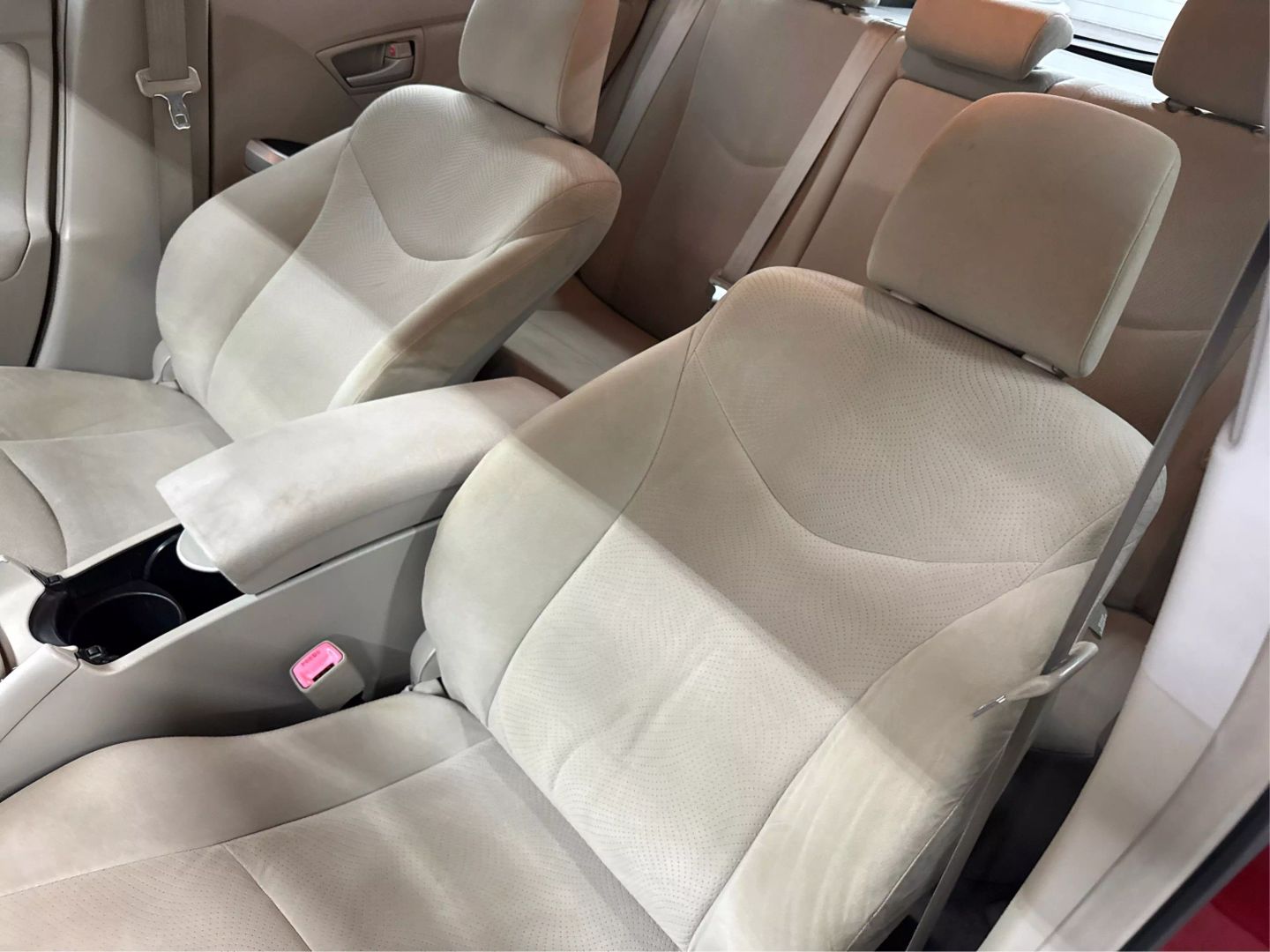 2011 Toyota Prius - Image 26