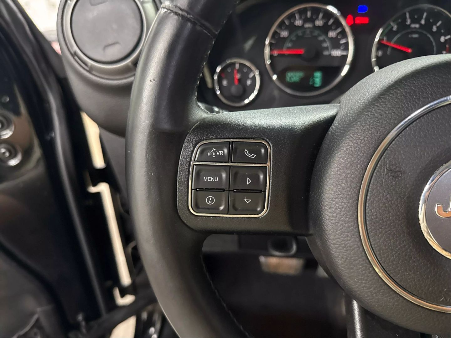 2014 Jeep Wrangler - Image 21
