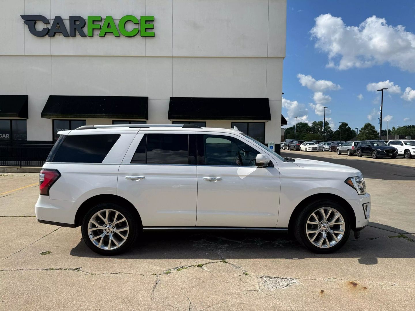 2018 Ford Expedition - Image 15