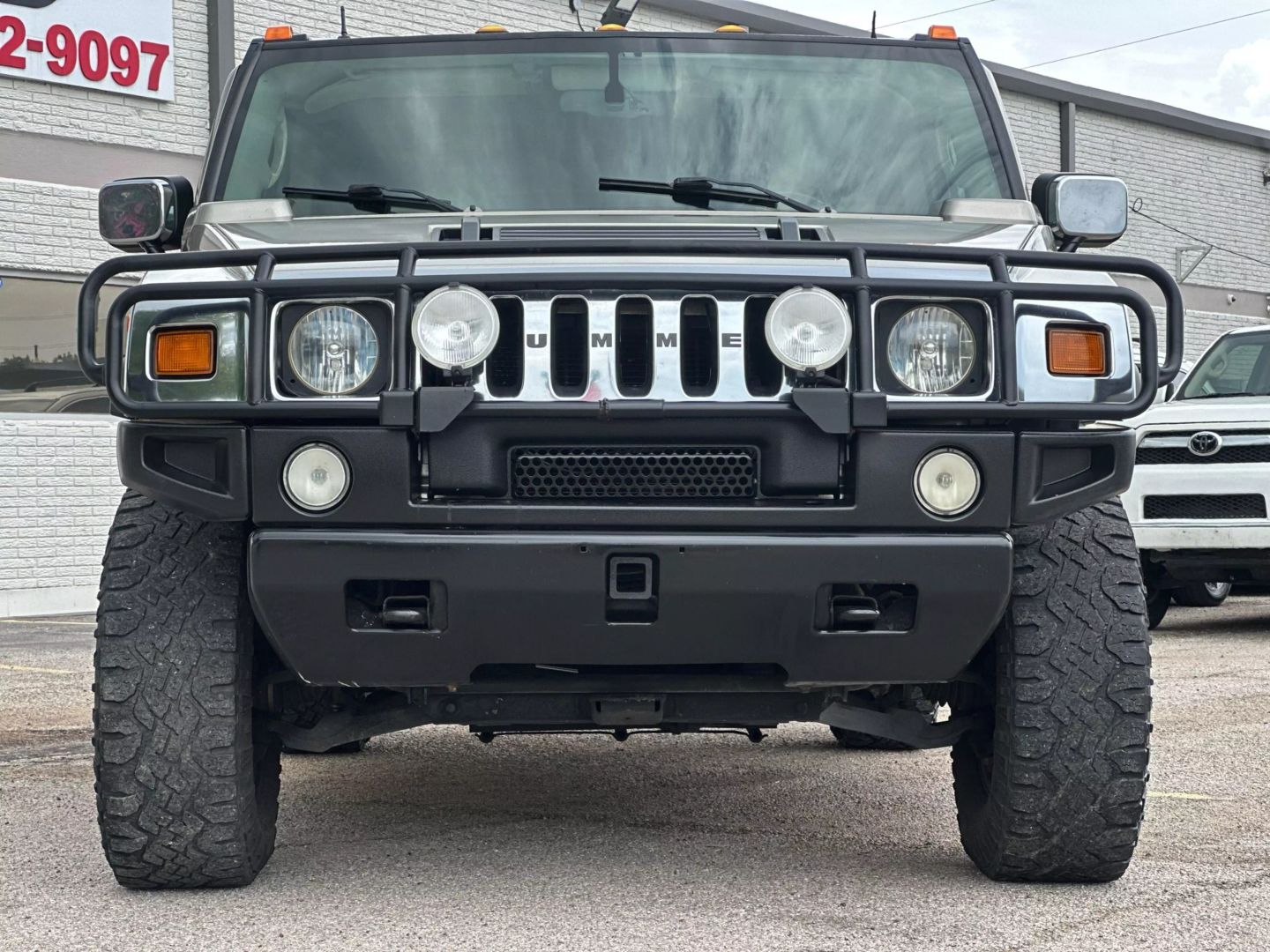 2003 Hummer H2 - Image 12