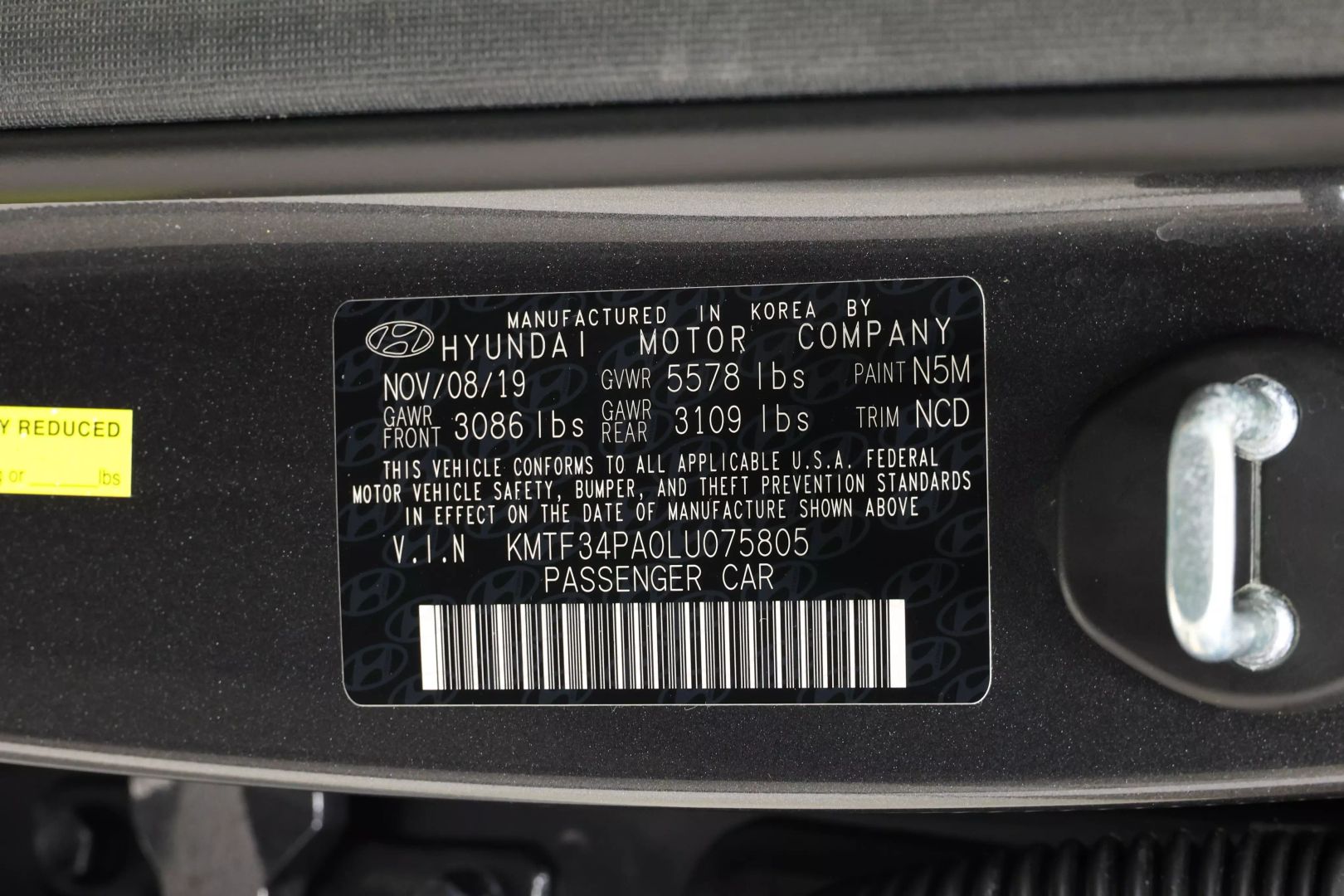 2020 Genesis G90 - Image 133