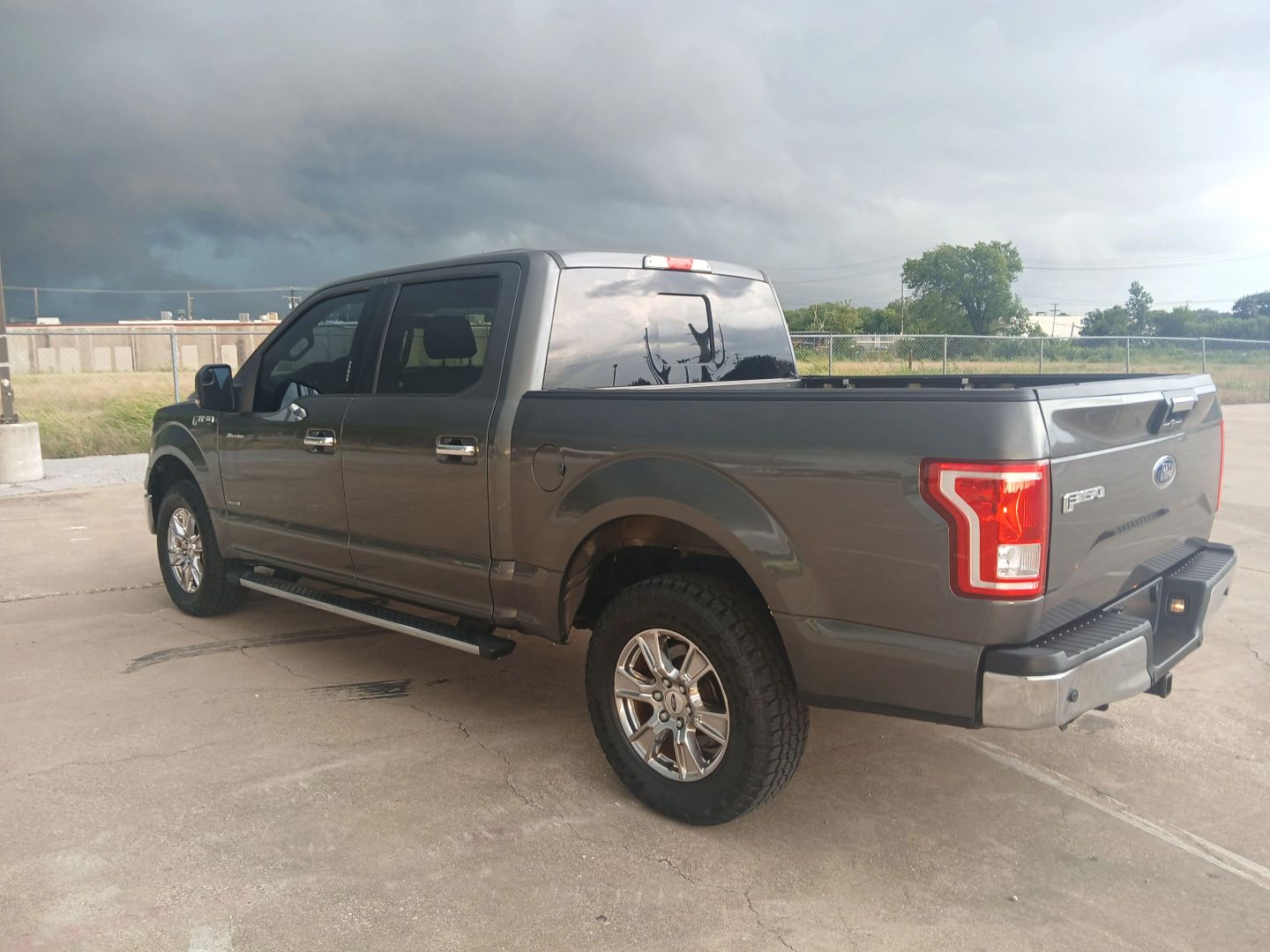 2016 Ford F150 Supercrew Cab - Image 3