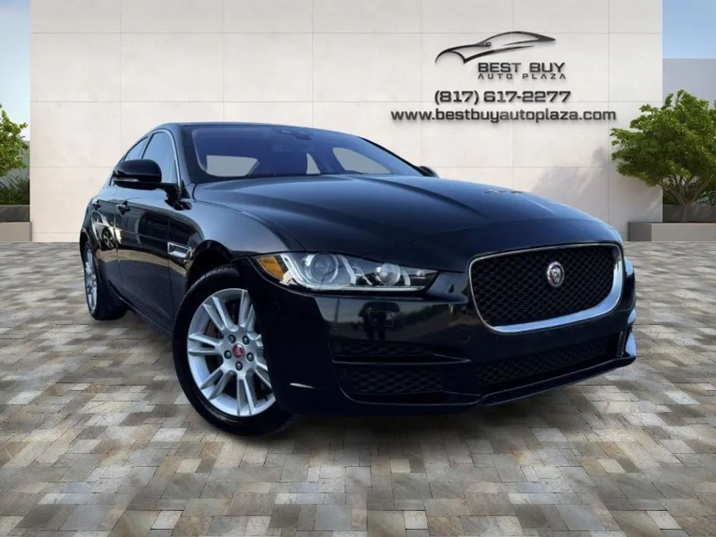 2018 Jaguar XE